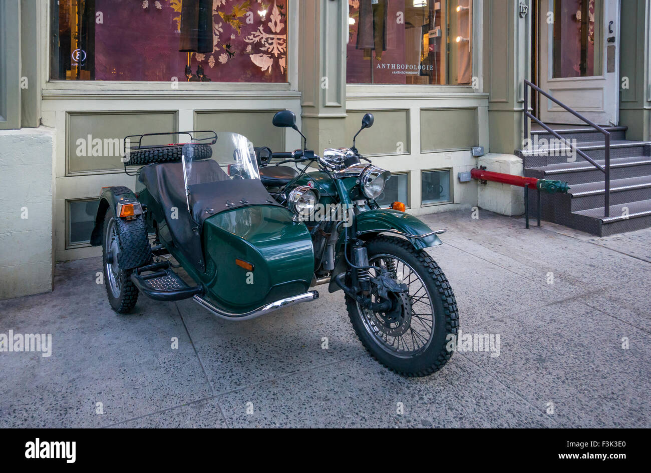 Ural Motorrad mit Beiwagen Stockfoto