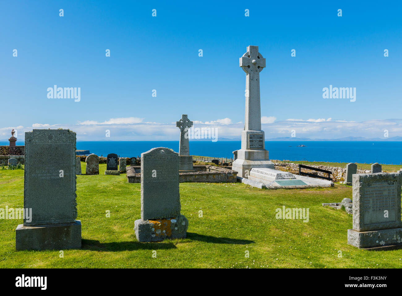 Kilmuir Friedhof mit Grab des Ritters Angus Martin in der Nähe von the Skye Museum of Island Life, Schottland. Stockfoto