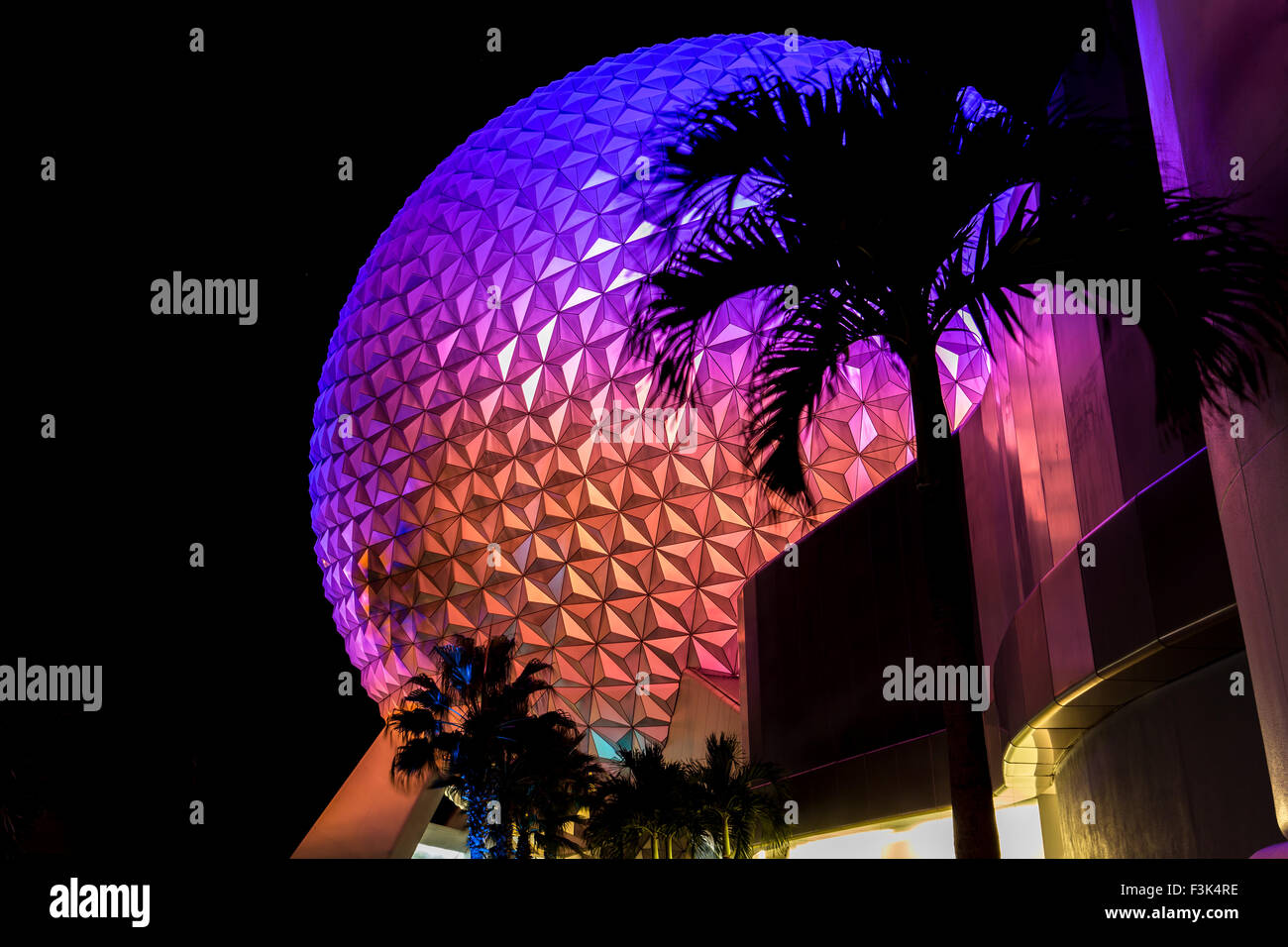 Raumschiff Erde im Epcot Themenpark, Florida Stockfoto