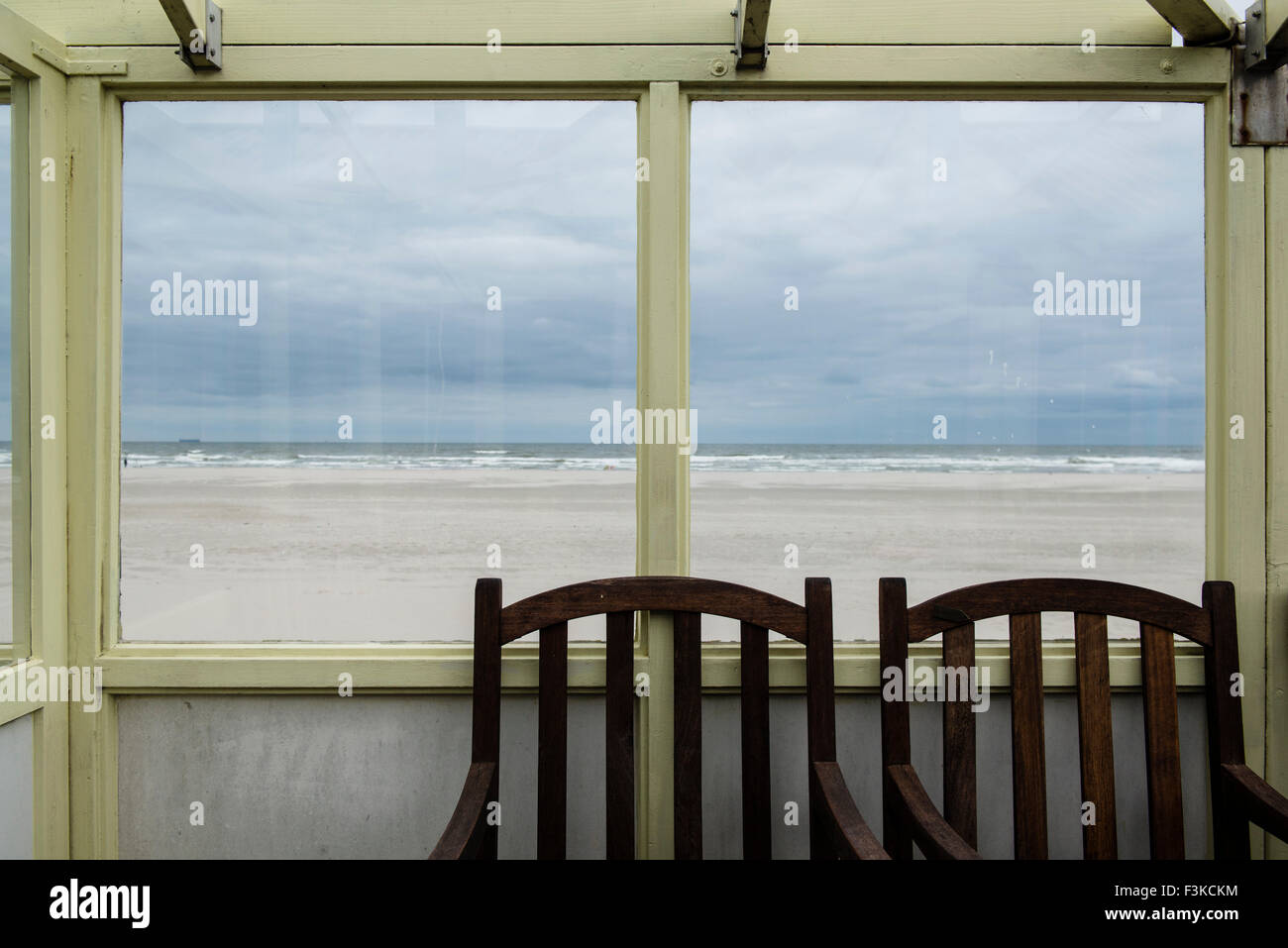 2. Juli 2014 der Strand von innen Heartbreak Hotel am östlichen Ende der Insel Terschelling.  Foto Kees Metselaar Stockfoto