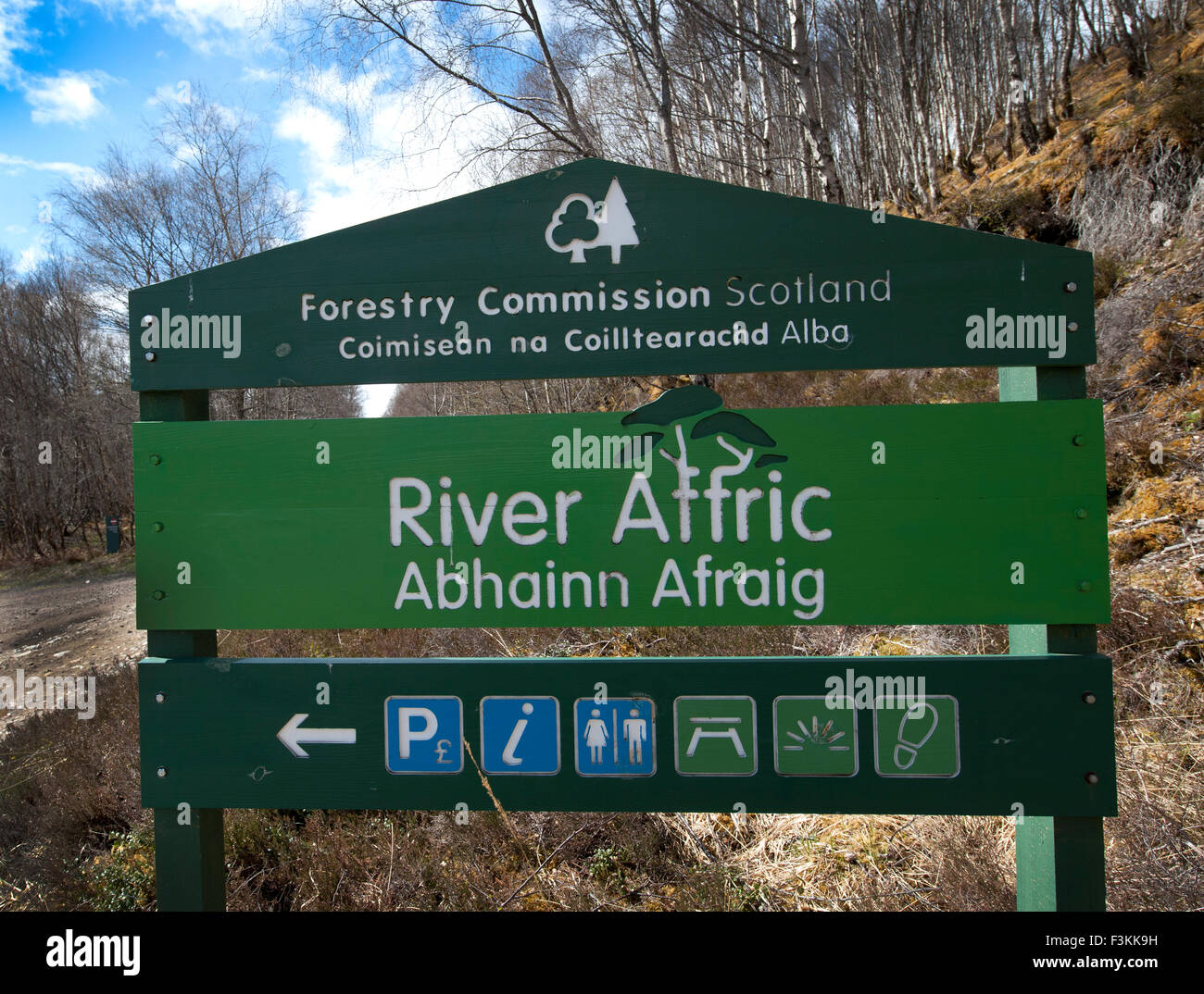 Eingang-Schild am Parkplatz Fluss Affric, Glen Affric, Caledonian Wald, Highlands, Schottland, UK. Stockfoto