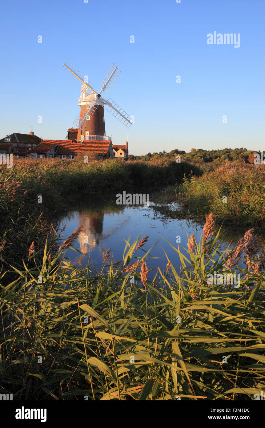 Cley Windmühle bei Cley als nächstes das Meer auf die Küste von North Norfolk. Stockfoto