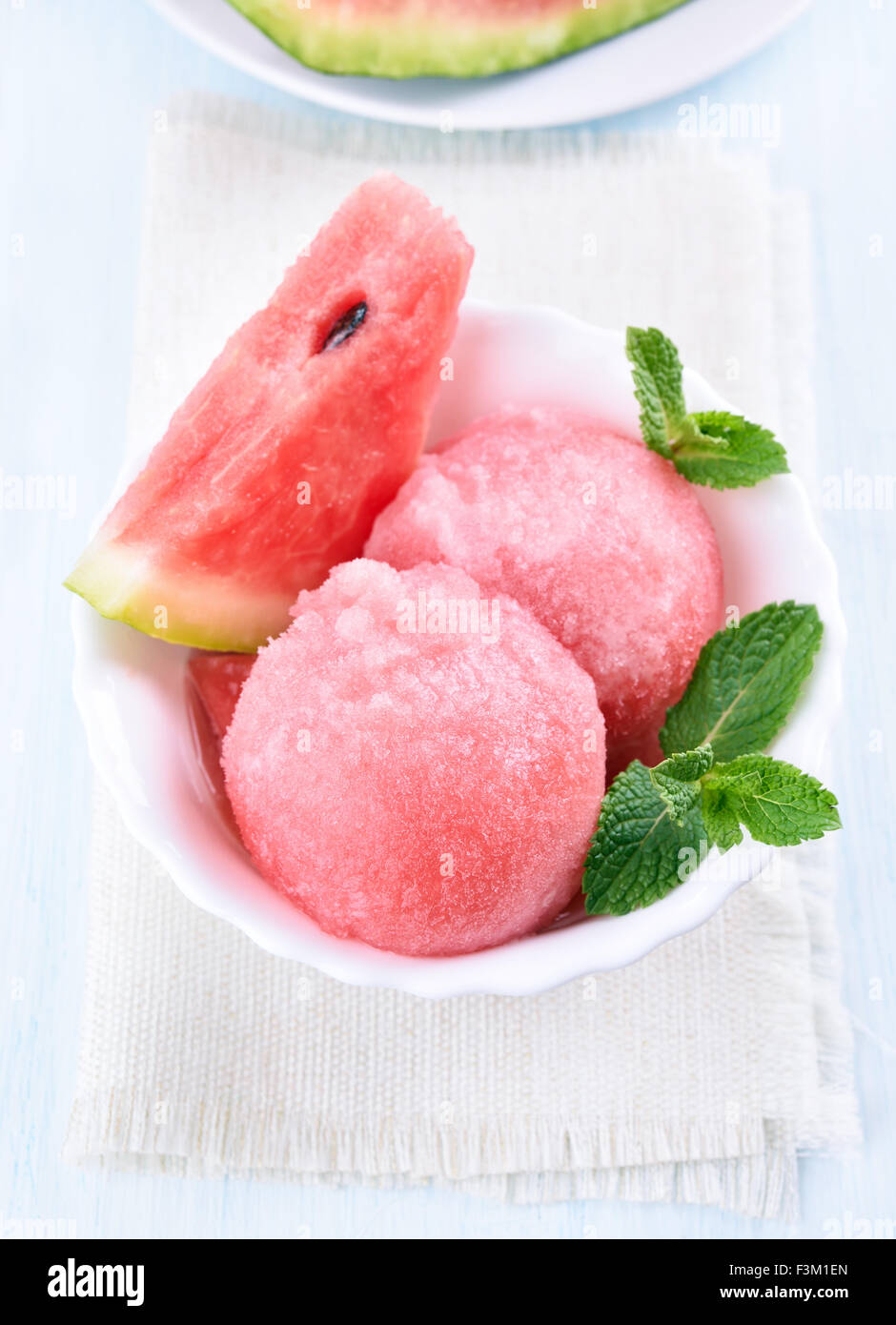 Eis mit Wassermelone und Minze Stockfoto