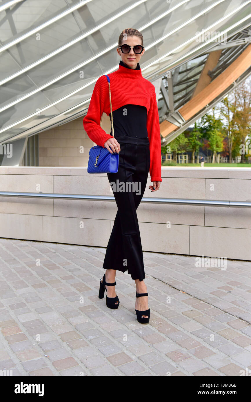 Blogger Samantha Angelo außerhalb der Louis Vuitton Modenschau während der Paris Fashion Week - 7. Oktober 2015 - Foto posieren: Start-und Landebahn Manhattan/Celine Gaille *** für nur zur redaktionellen Nutzung *** Mindesthonorar 50, - EUR/minimale Gebühr 50, - EUR/Picture Alliance Stockfoto
