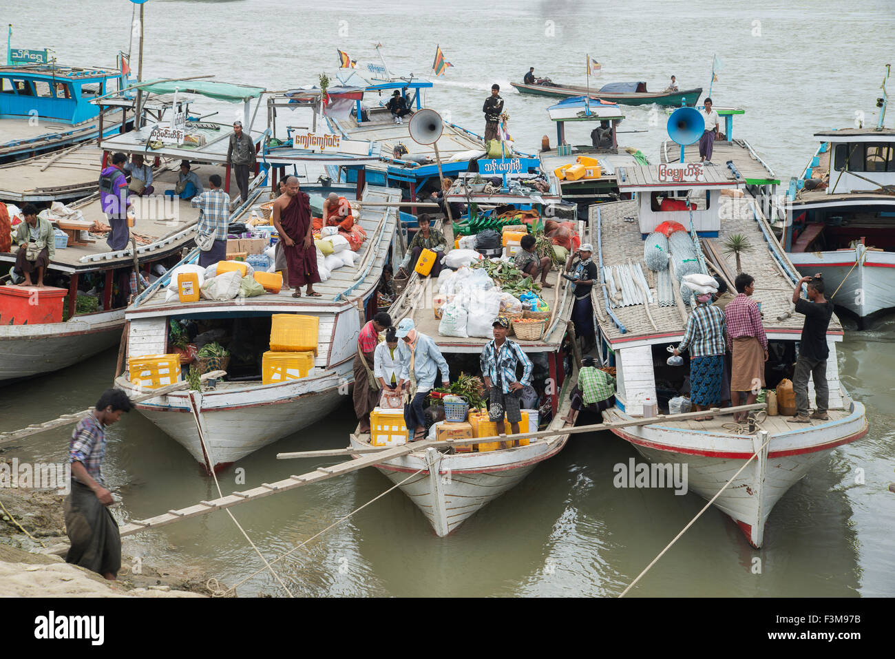Myanmar, Irrawaddy-Fluss, Boot, Hafen Stockfoto