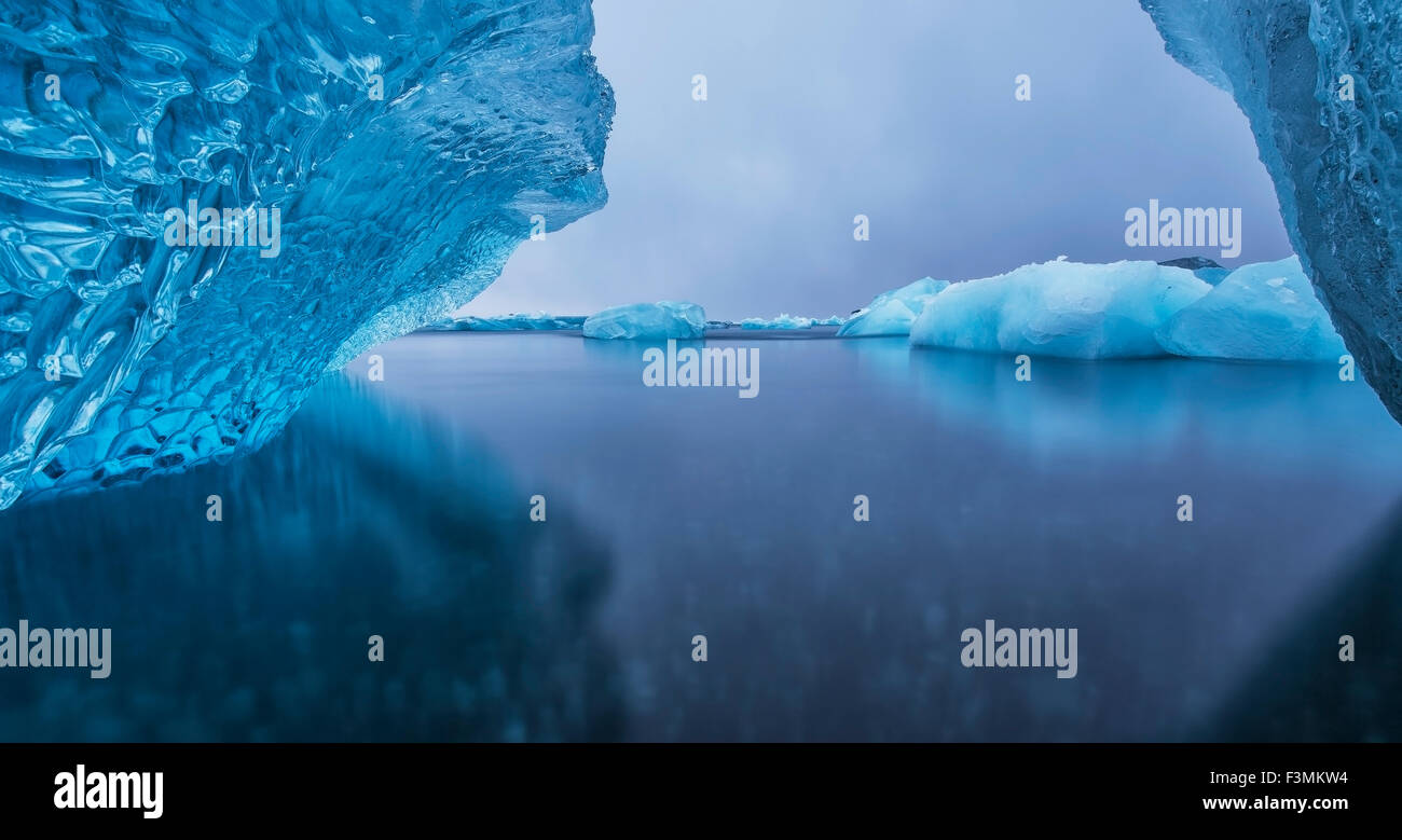 Ruhigen, Seelandschaft, Eisberg, Island Stockfoto