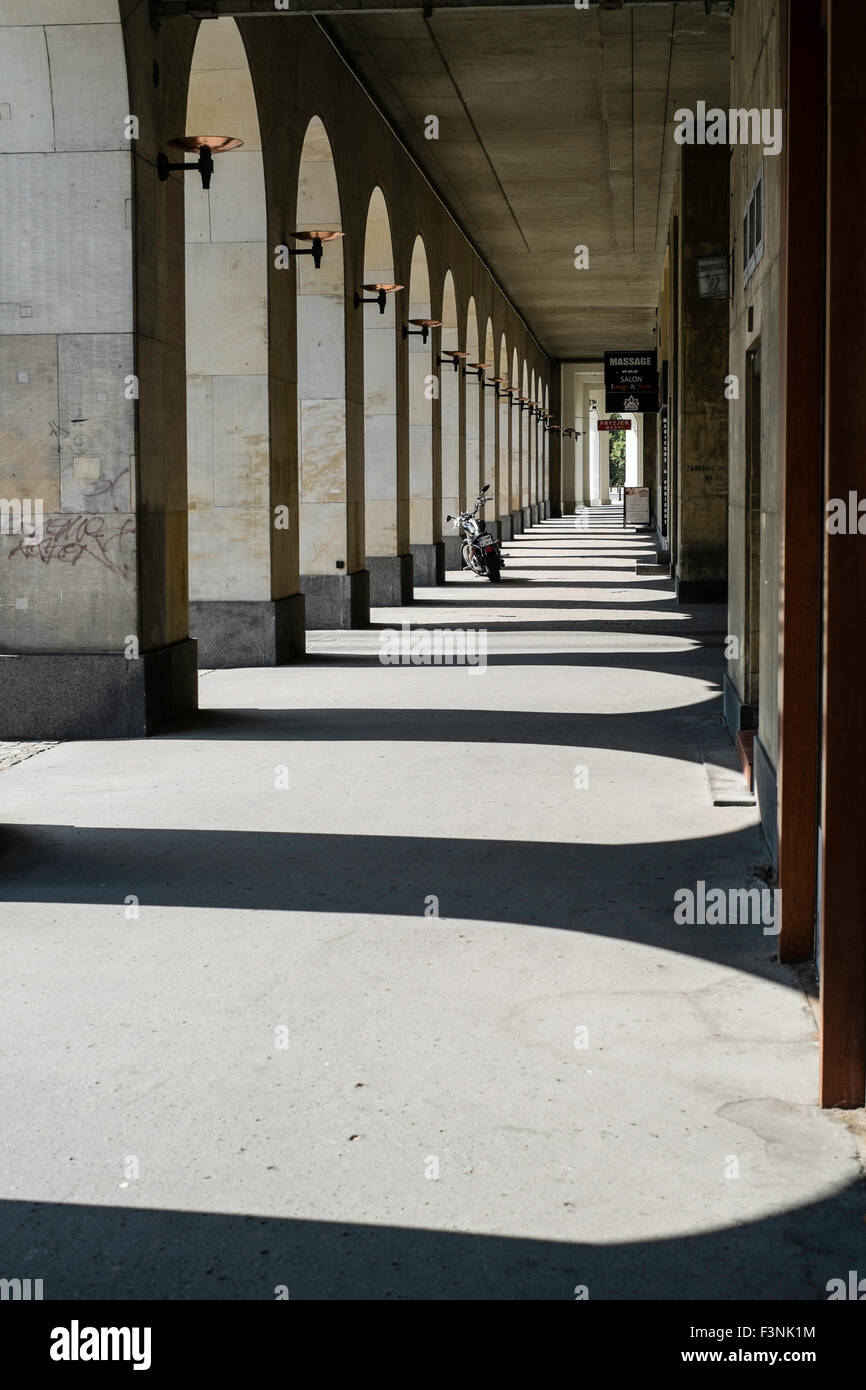 Wölbt sich Warschau Architektur Stockfoto