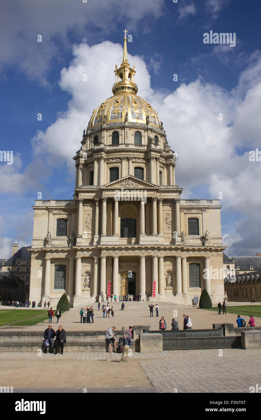 Dome des Invalides, Paris, Frankreich.  Auch bekannt als Dome Kirche.  Krankenhaus für Kriegsveteranen & Militärmuseum. Stockfoto