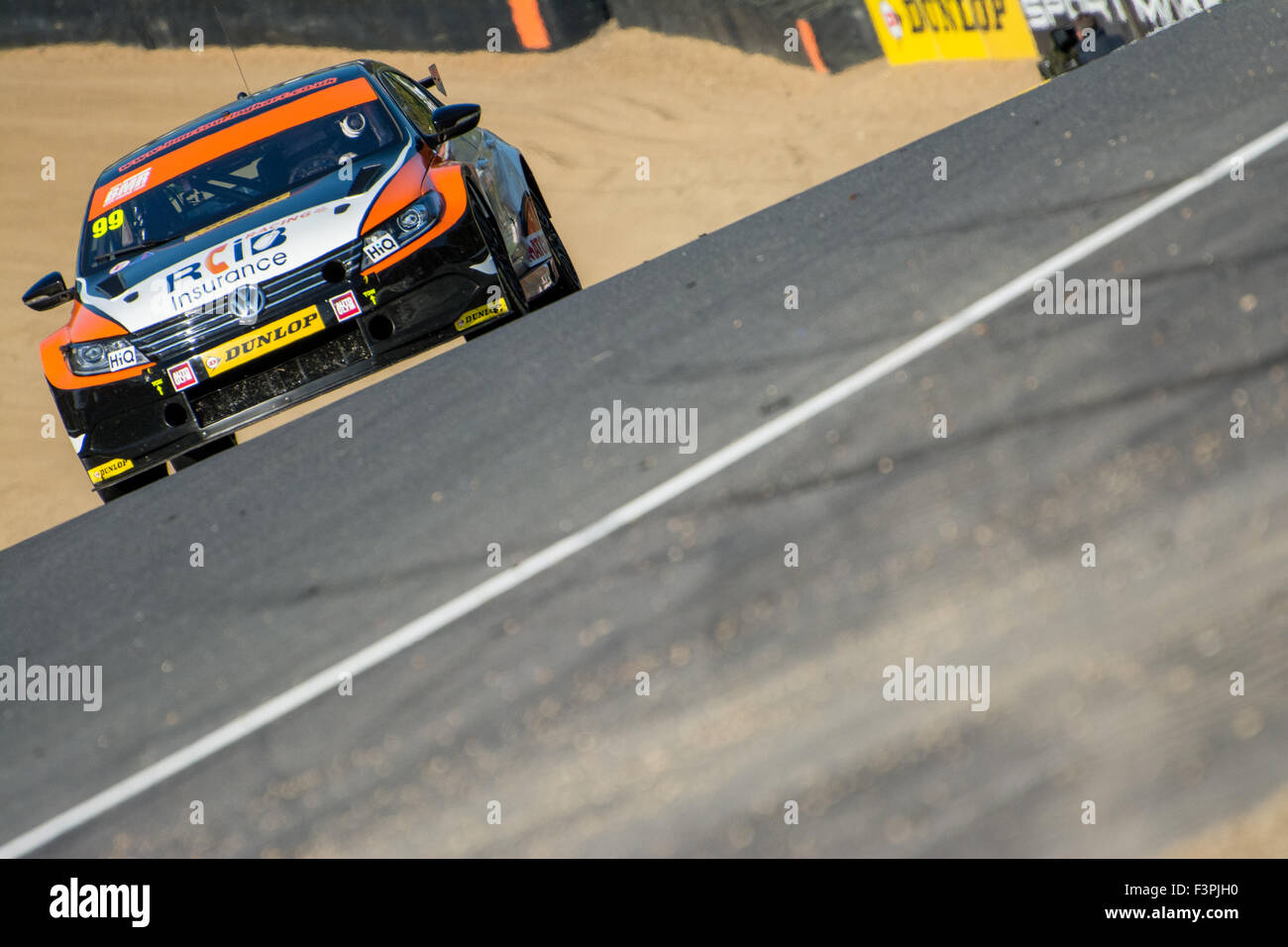 Fawkham, Kent, UK. 11. Oktober 2015. Jason Plato und Team BMR Laufwerke während der Dunlop MSA British Touring Car Championship in Brands Hatch GP am 11. Oktober 2015 in Fawkham, Kent, Vereinigtes Königreich (Foto: Gergo Toth Foto / Alamy Live News) Stockfoto