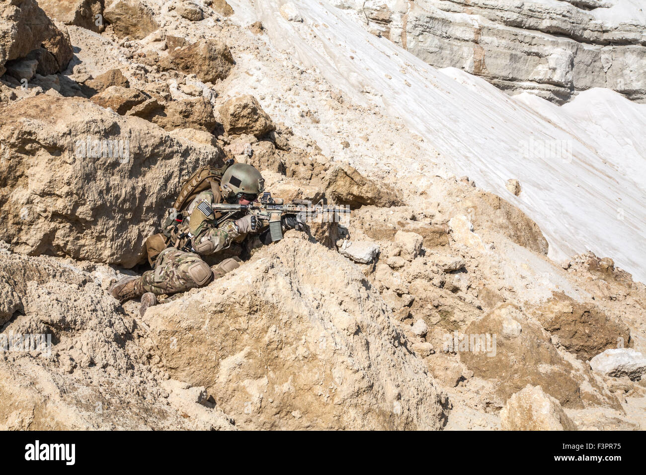 Army Ranger in den Bergen Stockfoto