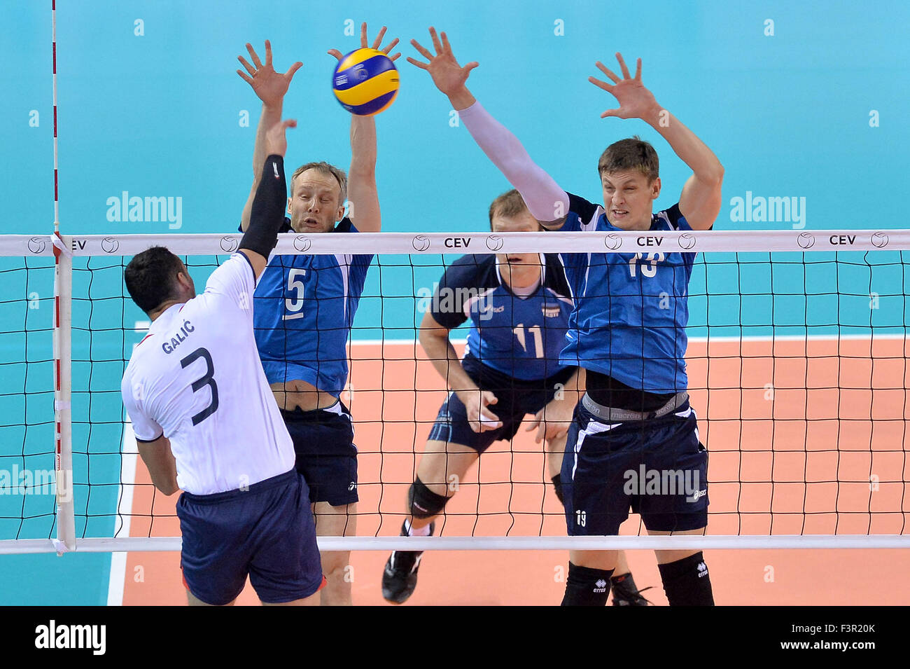 Turin, Italien. 11. Oktober 2015. 2015 Herren Europäischen Volleyball-Meisterschaft - Pool B: Estland vs. Kroatien am Palavela, Turin (Ita Stockfoto