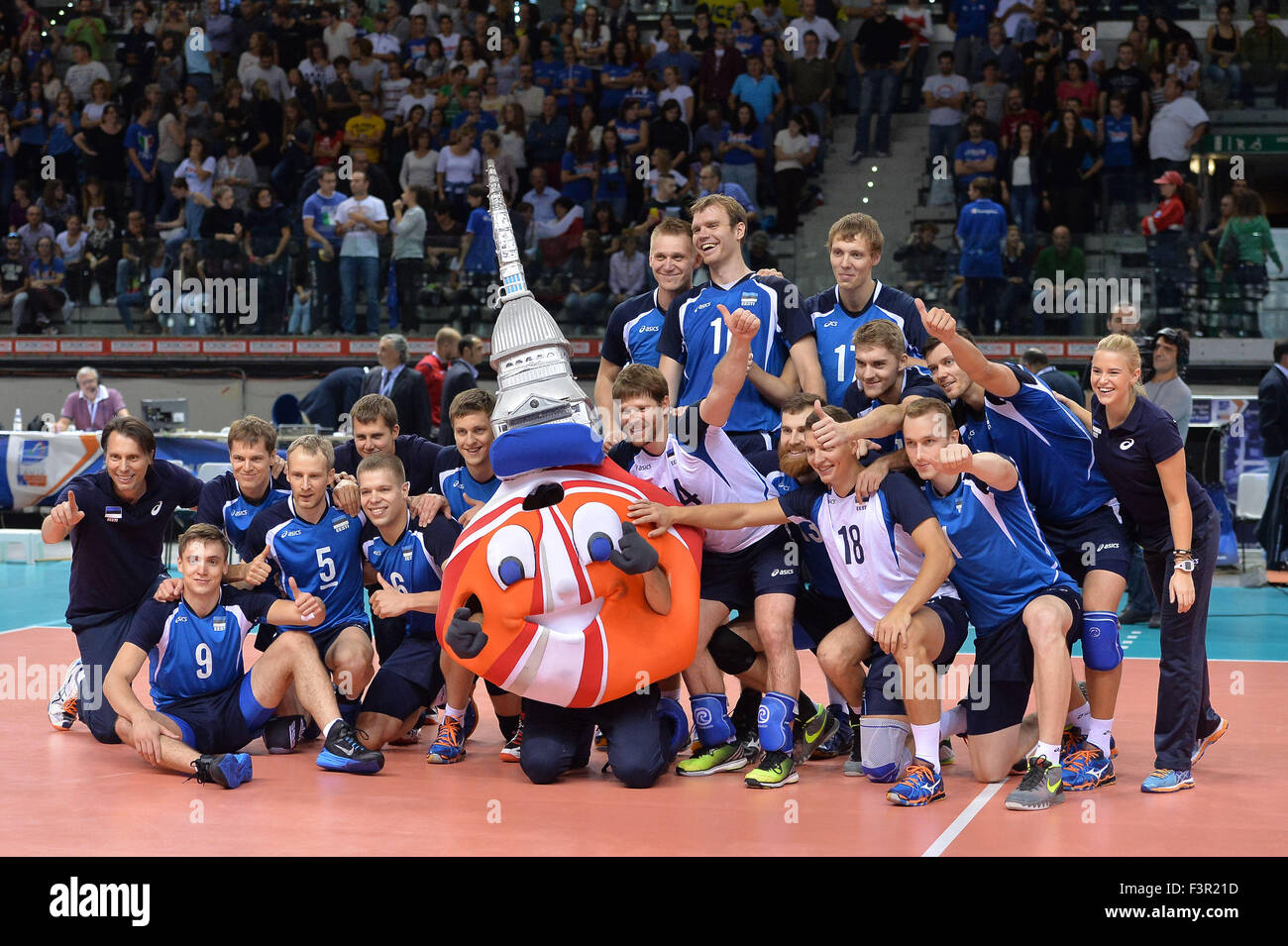 Turin, Italien. 11. Oktober 2015. 2015 Herren Europäischen Volleyball-Meisterschaft - Pool B: Estland vs. Kroatien am Palavela, Turin (Ita Stockfoto