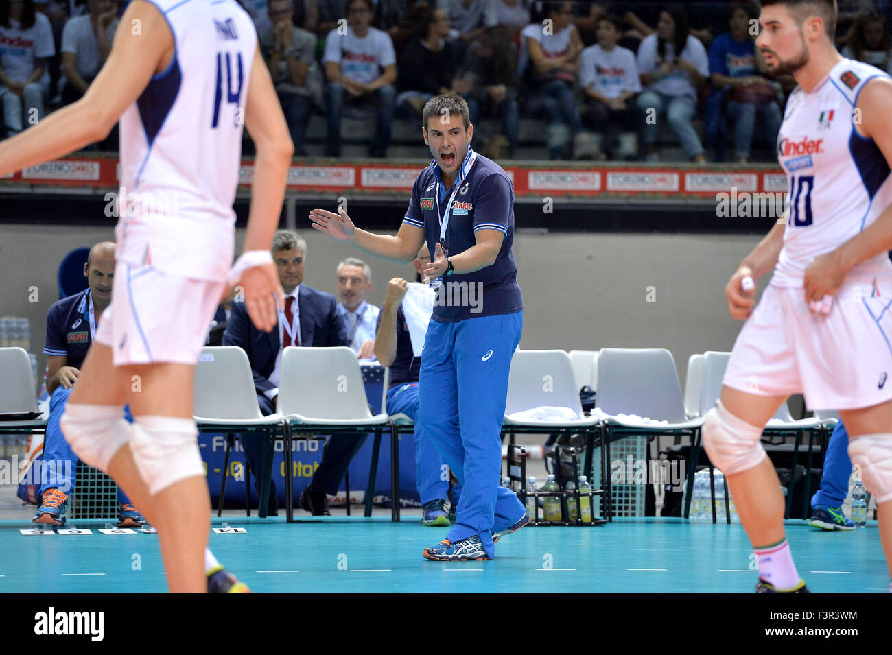 Turin, Italien. 11. Oktober 2015. 2015 Herren Europäischen Volleyball-Meisterschaft - Pool B: Frankreich gegen Italien am Palavela, Turin (Italien), Stockfoto