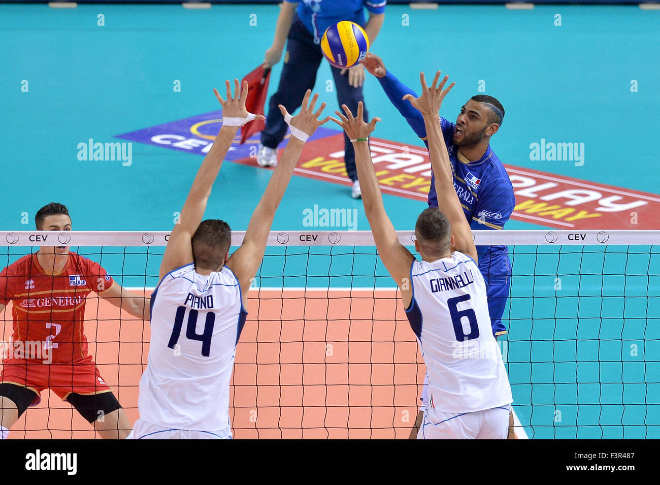 Turin, Italien. 11. Oktober 2015. 2015 Herren Europäischen Volleyball-Meisterschaft - Pool B: Frankreich gegen Italien am Palavela, Turin (Italien), Stockfoto