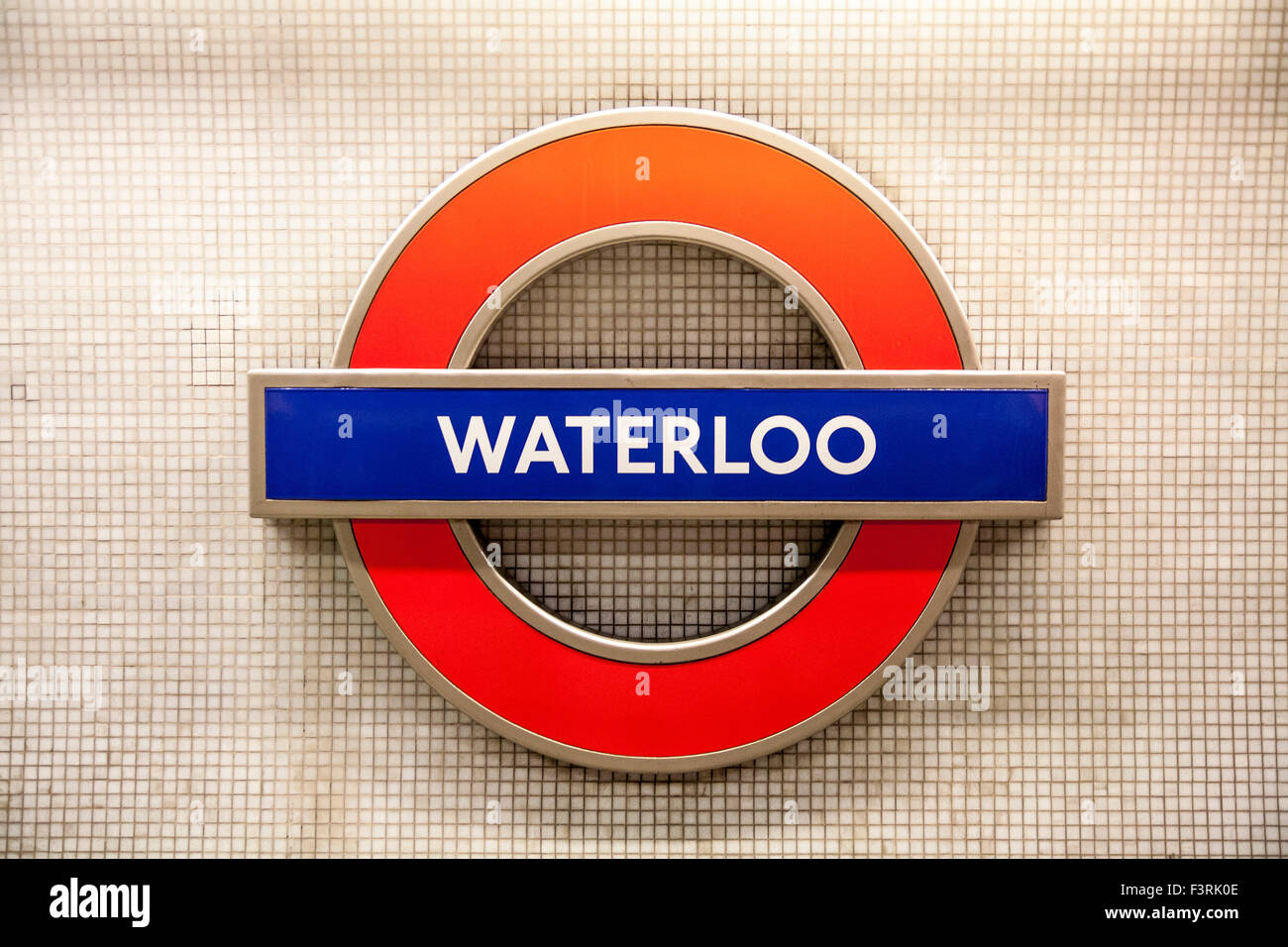 U-Bahn-Zeichen, London, Vereinigtes Königreich Stockfoto