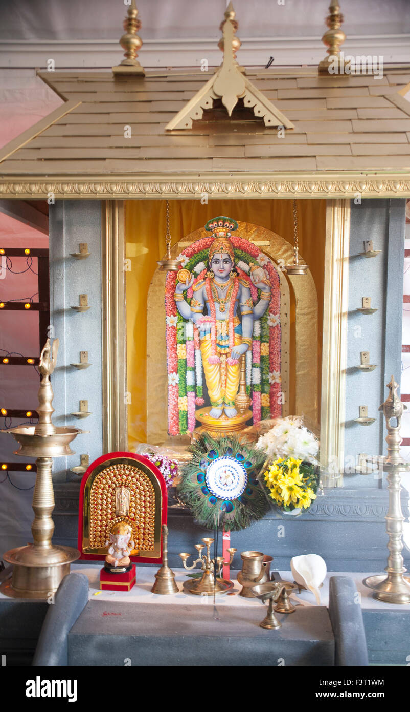 London, UK. 11. Oktober 2015. Diwali, indische Kulturfestival von Licht und Freude, Trafalgar Square, City of Westminster, London, England, Vereinigtes Königreich. Bildnachweis: Adina Tovy/Alamy Live-Nachrichten Stockfoto