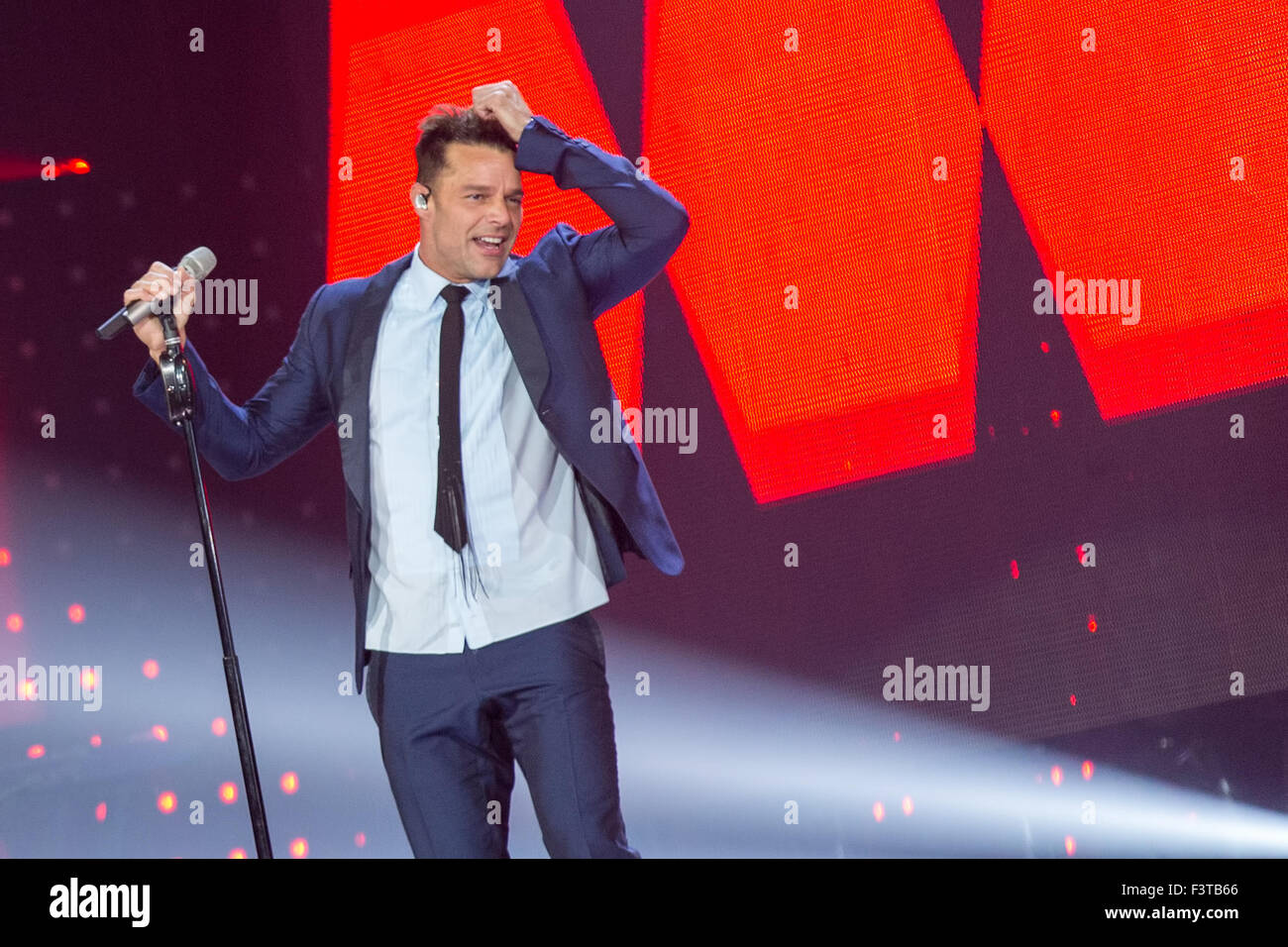 Menudo ricky martin Fotos und Bildmaterial in hoher Auflösung Alamy