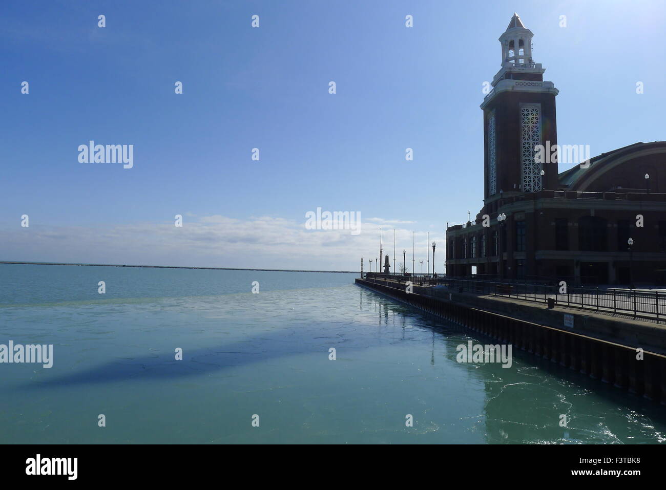 Szene von Chicago am Lake Michigan Navy Pier Stockfoto