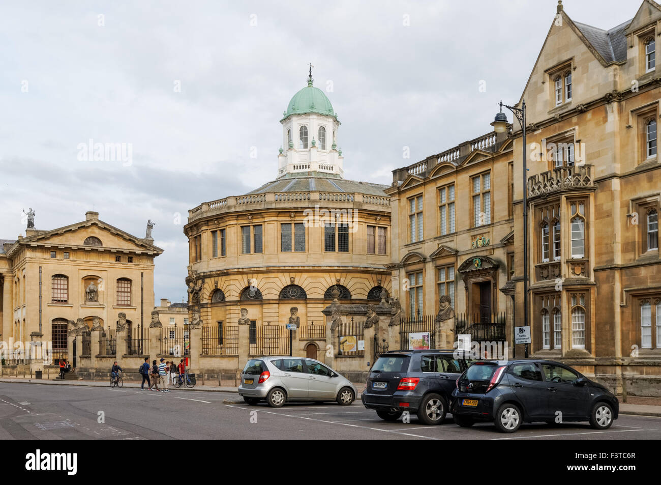 17. und 18. Jahrhundert Gebäude Broad Street in Oxford Oxfordshire England Vereinigtes Königreich Großbritannien Stockfoto