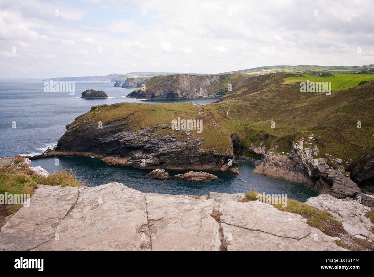 Robuste Nordcornwall Küste England Großbritannien in der Nähe von Tintagel Stockfoto