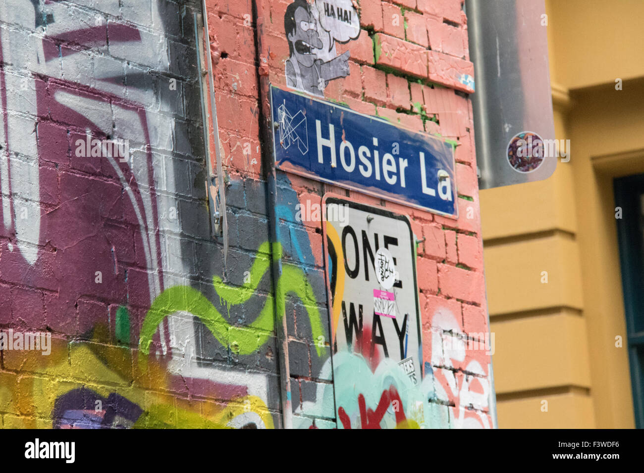 Hosier Lane in Melbourne, die bekannt ist, ist street Art und Graffiti. Stockfoto