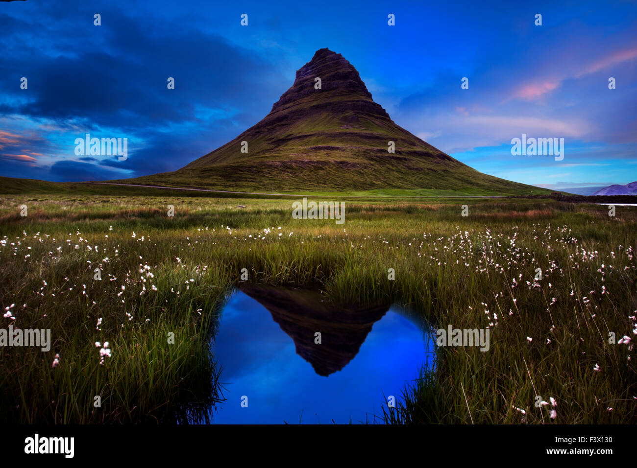 Kirkjufell Berg Snæfellsnes Halbinsel Island Stockfoto