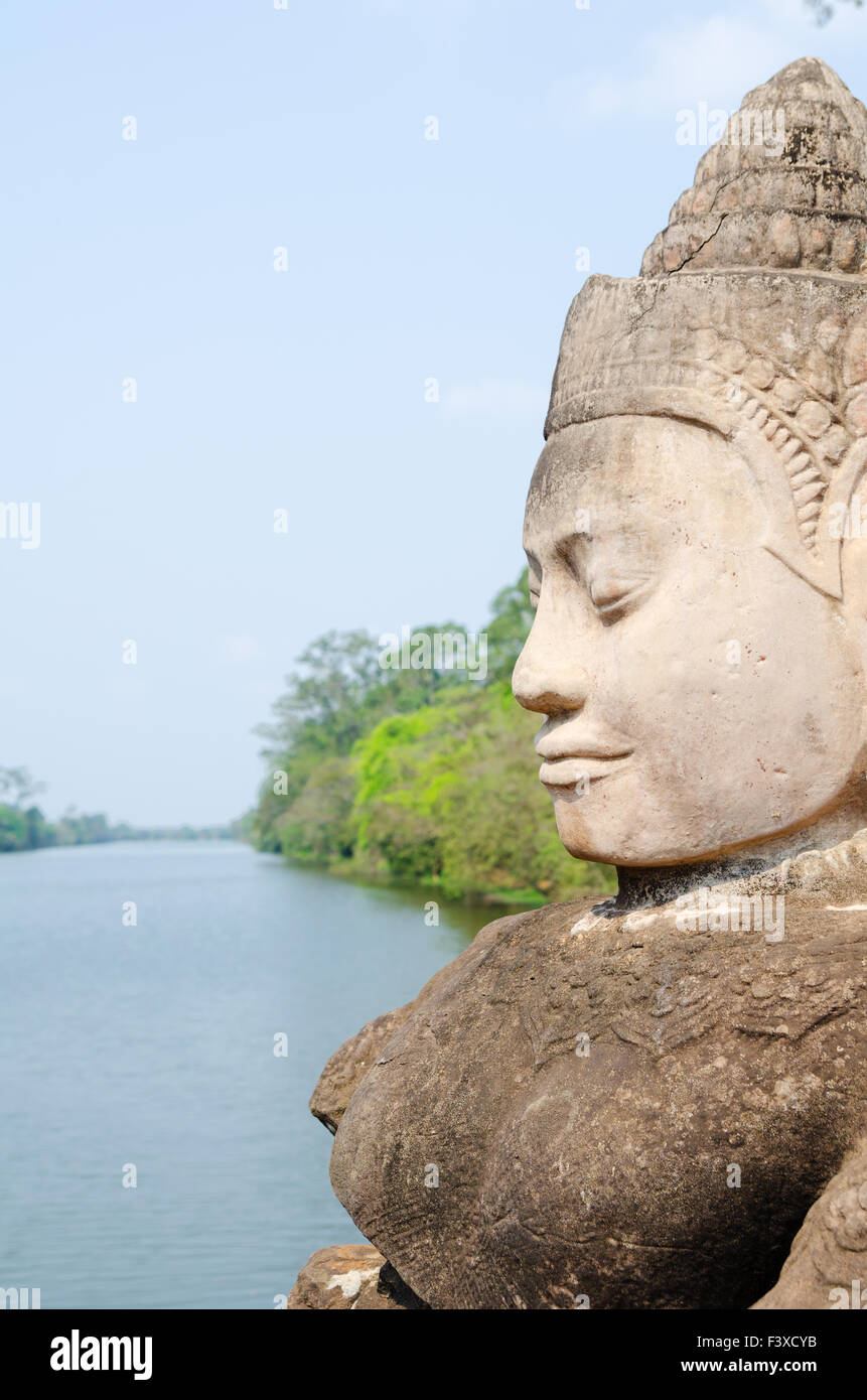 antike Statue aus Stein Angkor Stockfoto