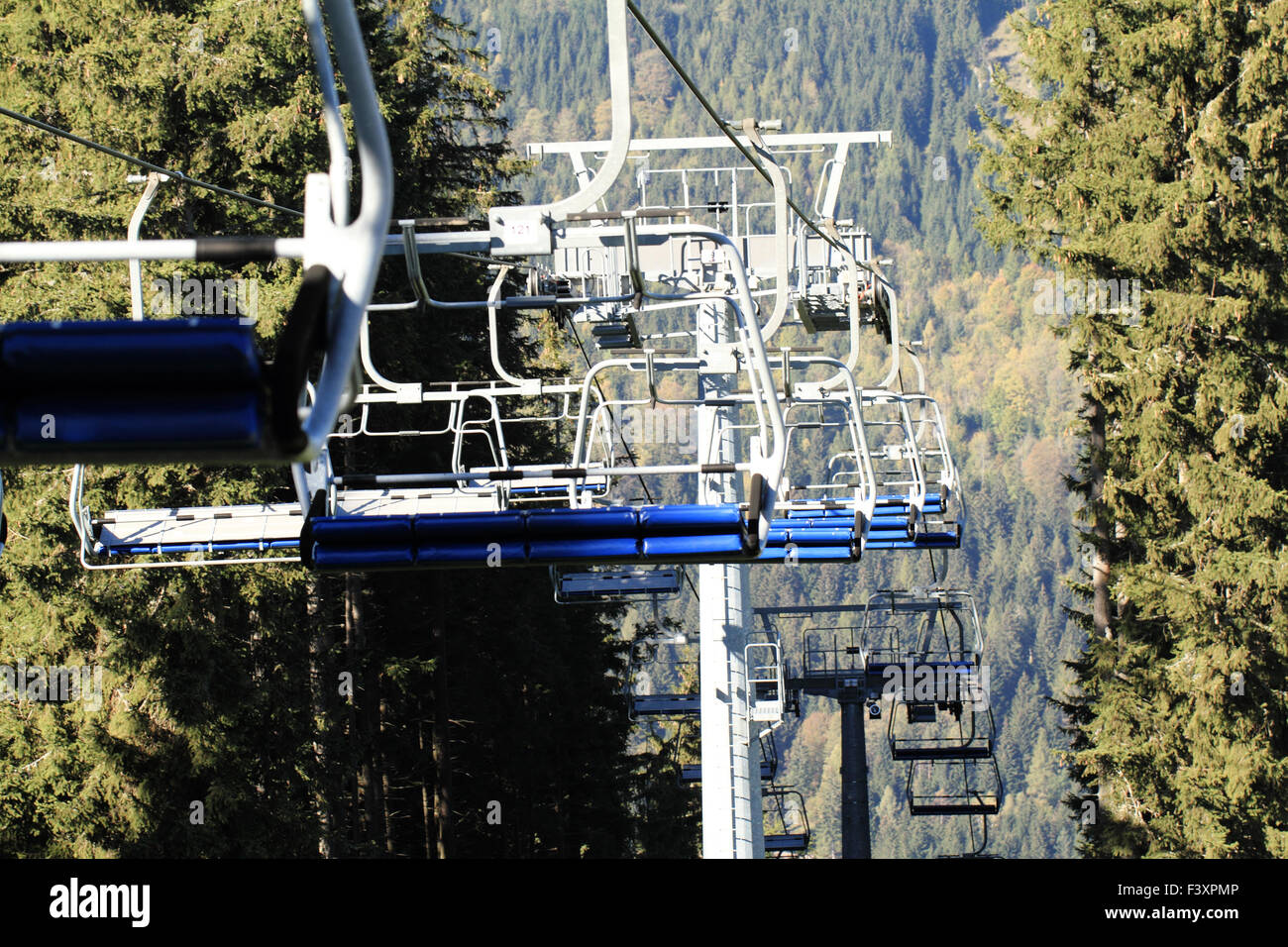 Sommer-Ski-Lifte an der Spitze Stockfoto