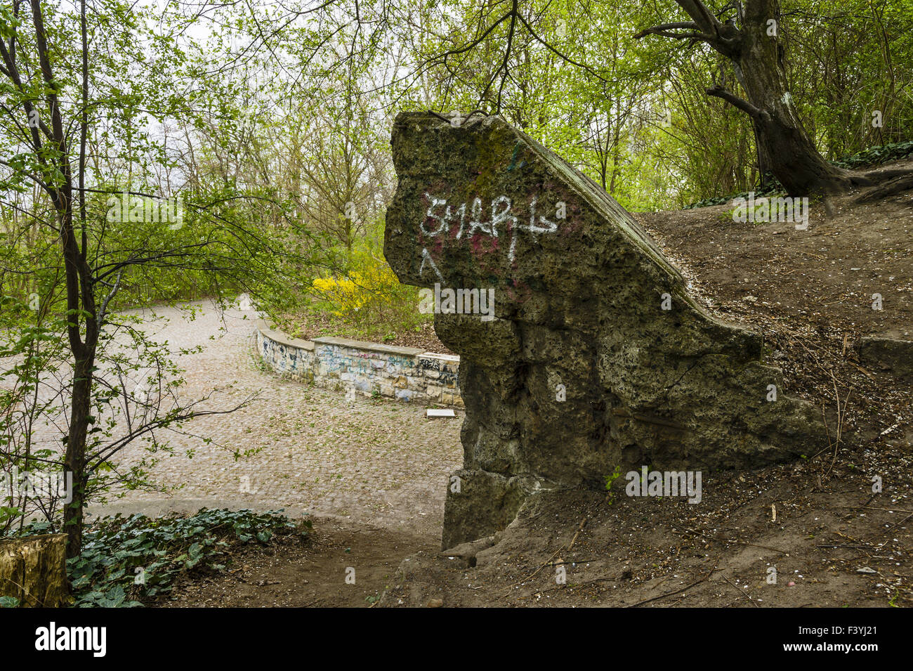 Reste der Flakturm, Berlin, Deutschland Stockfotografie Alamy