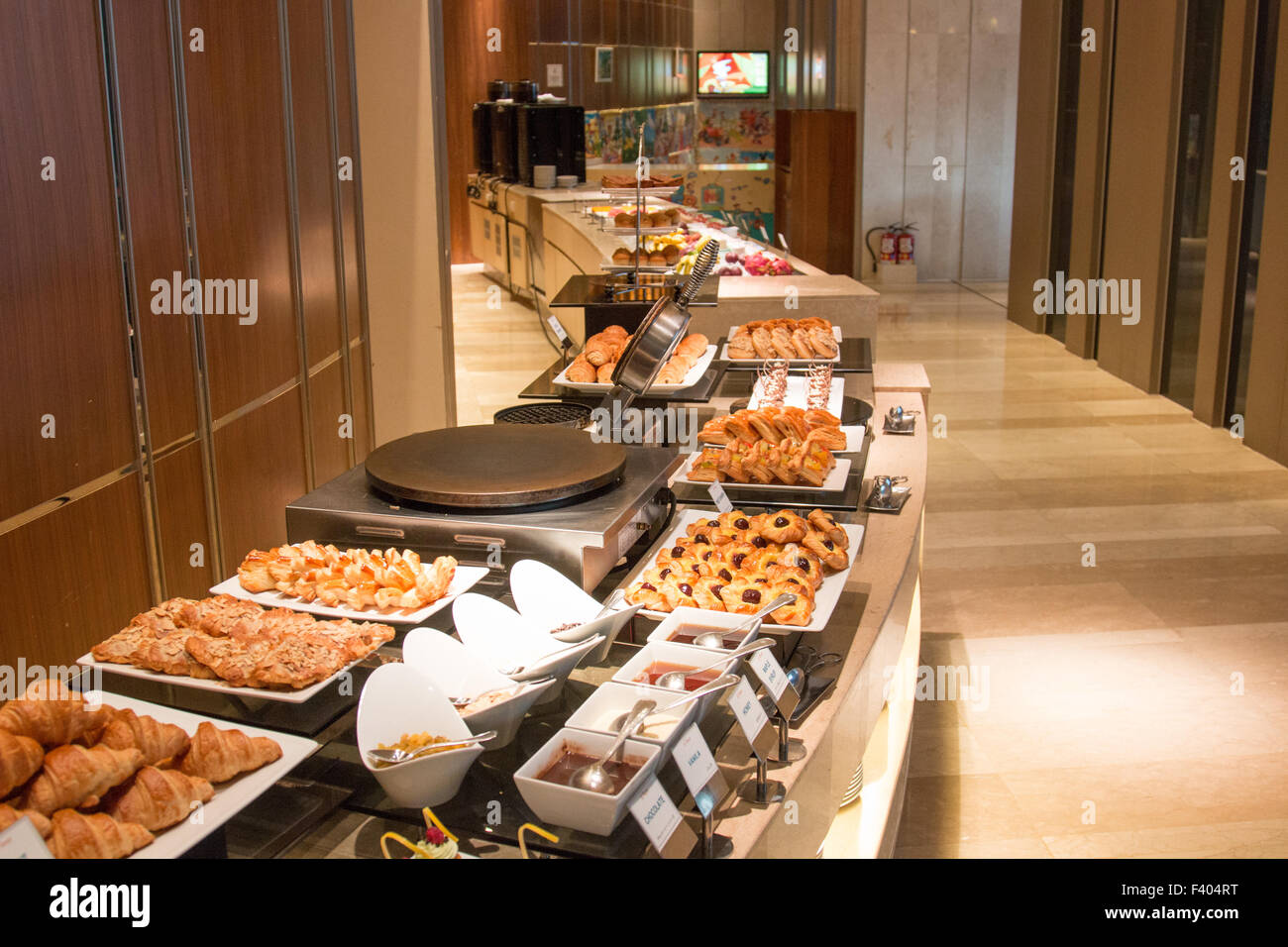Restaurant und Buffet Frühstücksraum im Hotel Nikko Saigon Hotel in Ho Chi Minh ehemals Saigon