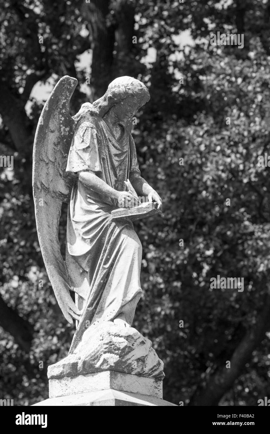 Hinweis reden Friedhof Winkel Statue Stockfoto