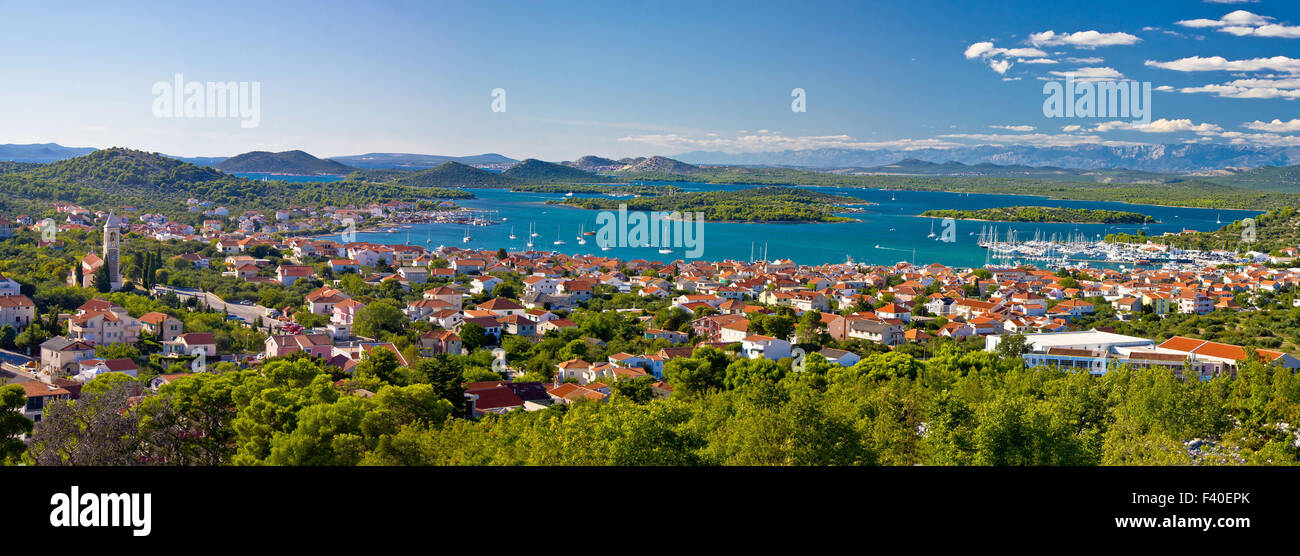 Erstaunliche Inseln des Archipels von Kroatien Stockfoto