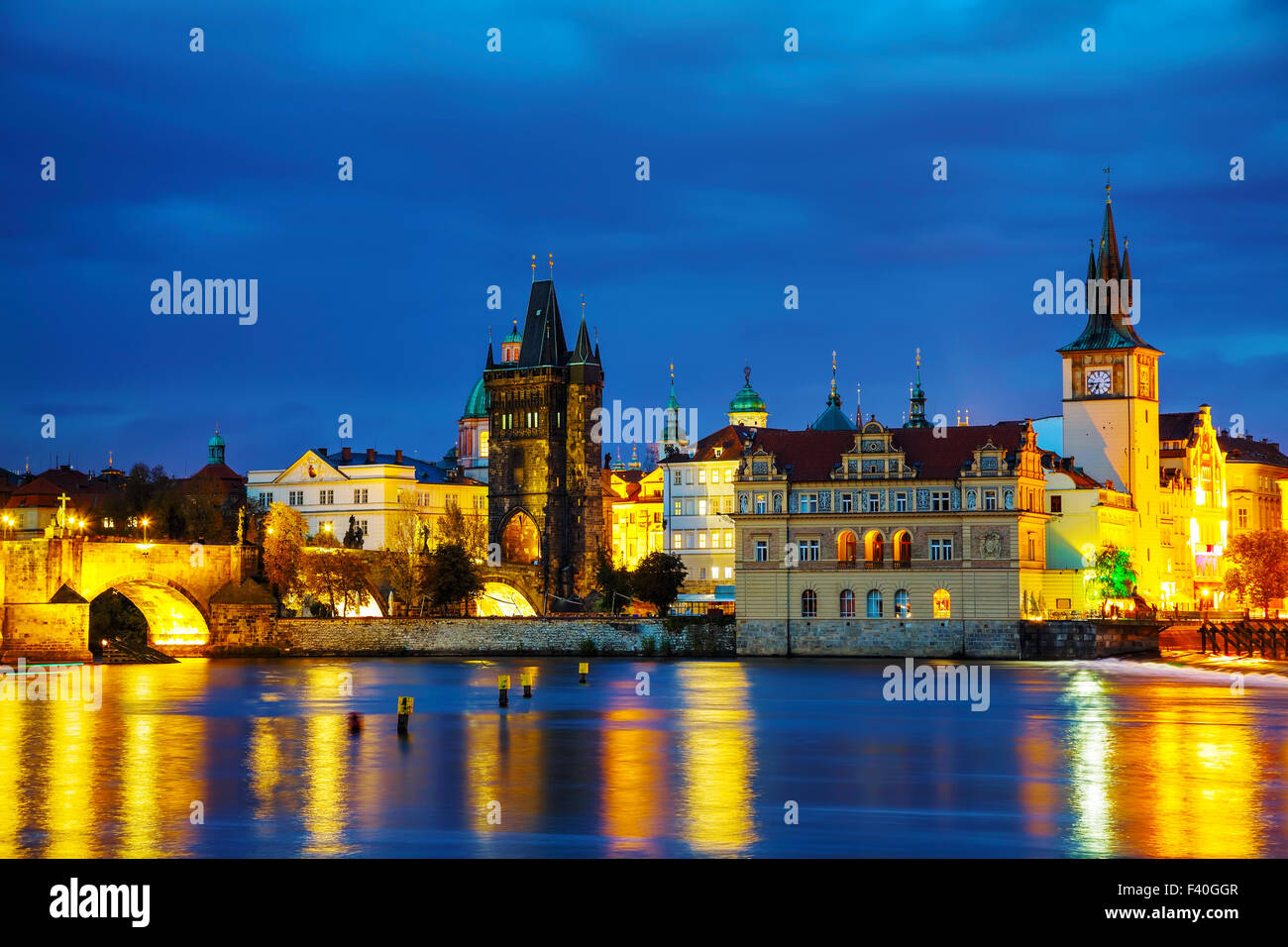 Die alte Stadt Charles Brückenturm in Prag Stockfoto