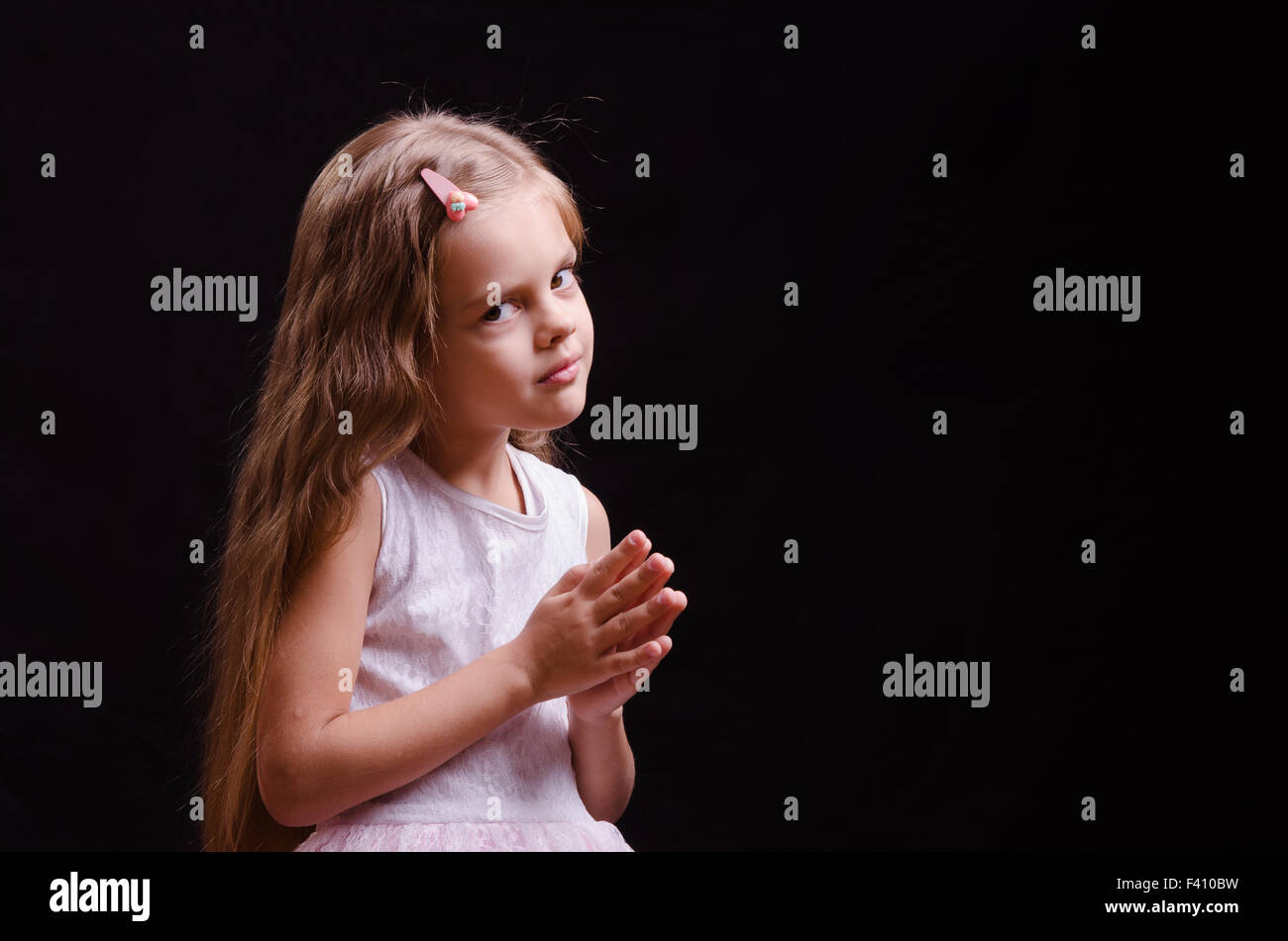 Fünfjähriges Mädchen wünsch Stockfoto