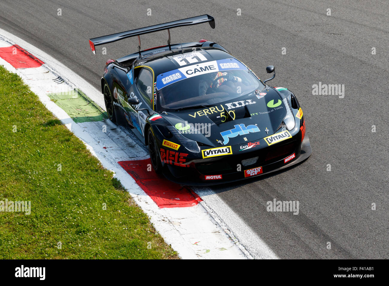 Monza, Italien - 30. Mai 2015: Ferrari 458 Italia von Easy Race Team, angetrieben von MAGLI Marco - Luigi FERRARA Stockfoto