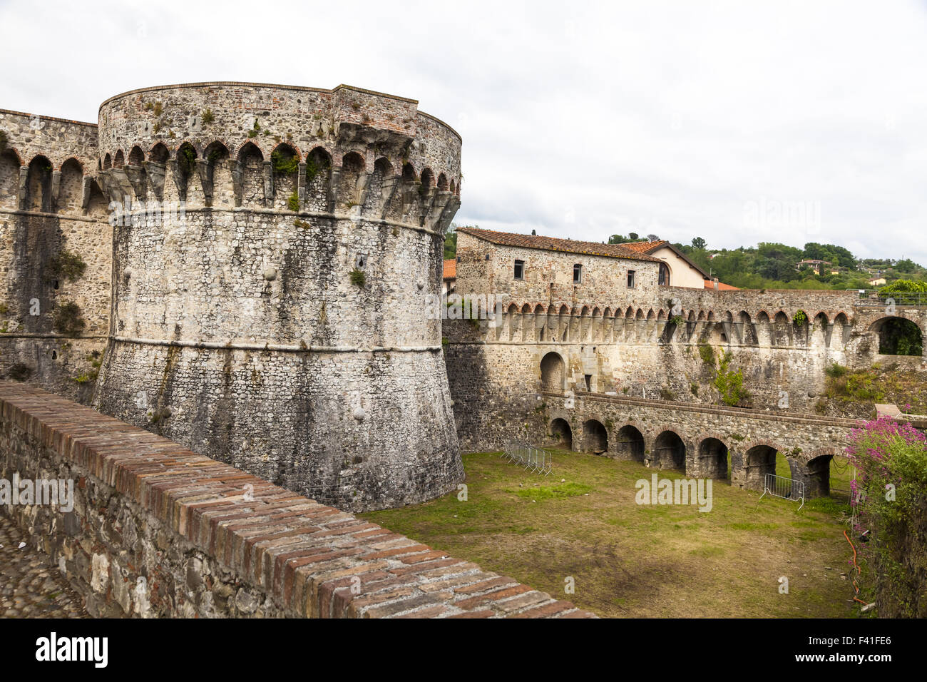Sarzana Festung Fortezza Firmafede Italien Stockfotografie Alamy sarzana-festung-fortezza-firmafede-italien-stockfotografie-alamy