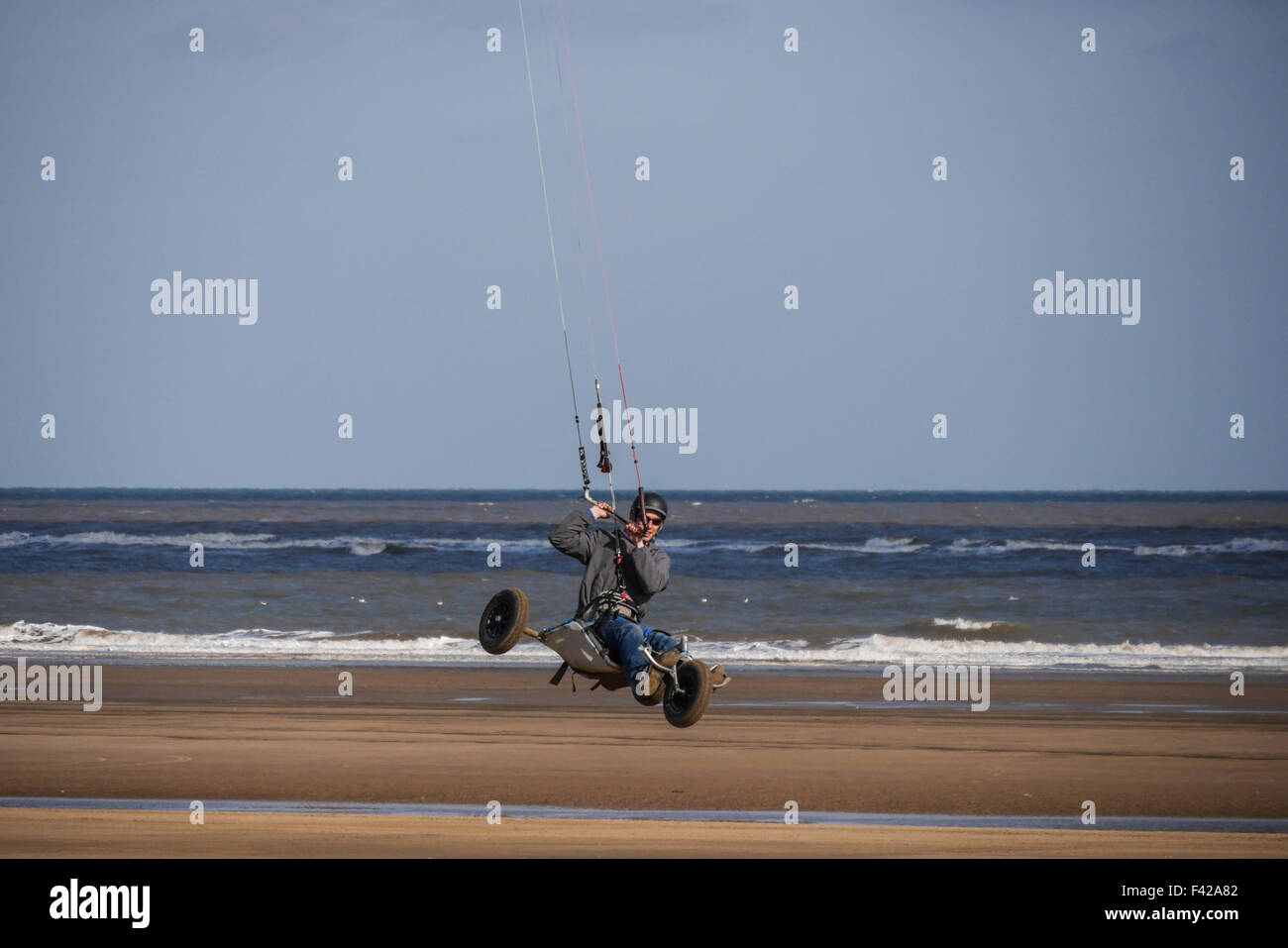 Kite Buggy Beach Sport Stockfotos und -bilder Kaufen - Alamy