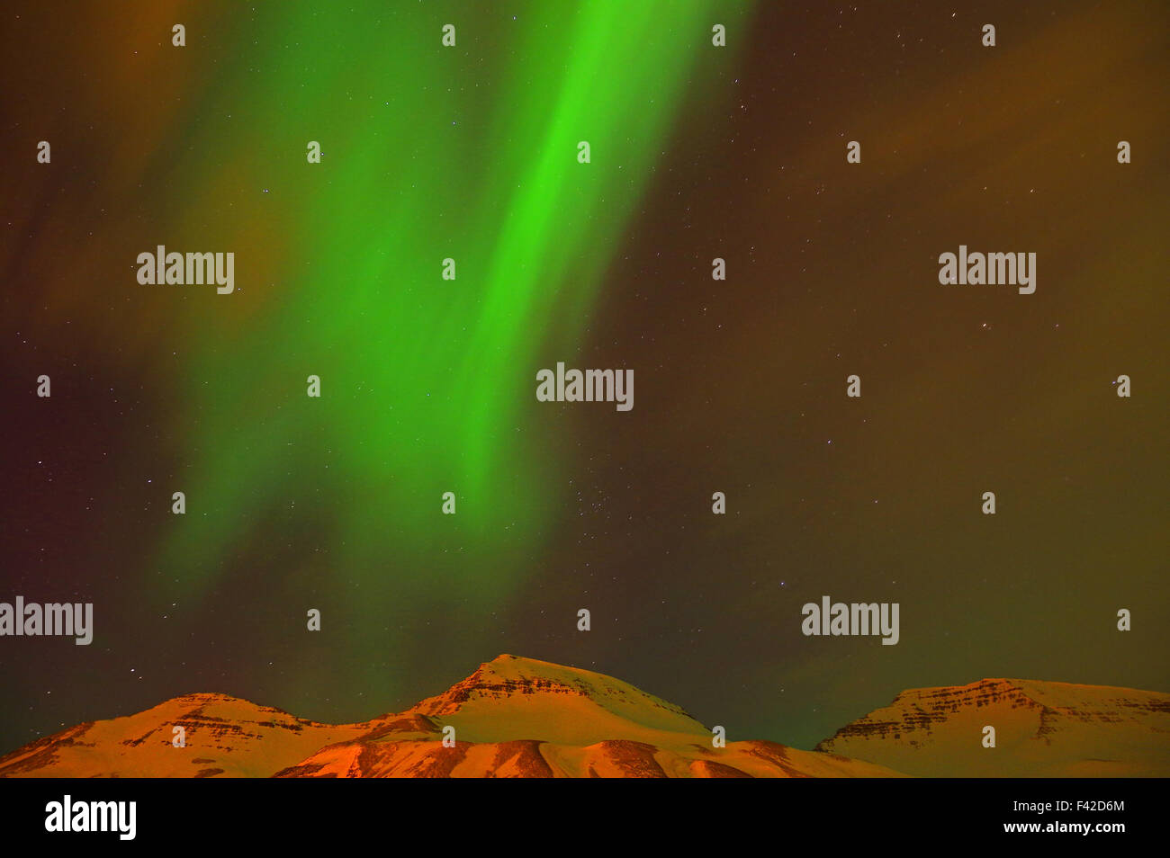 Aurora Borealis in Nordisland Stockfoto