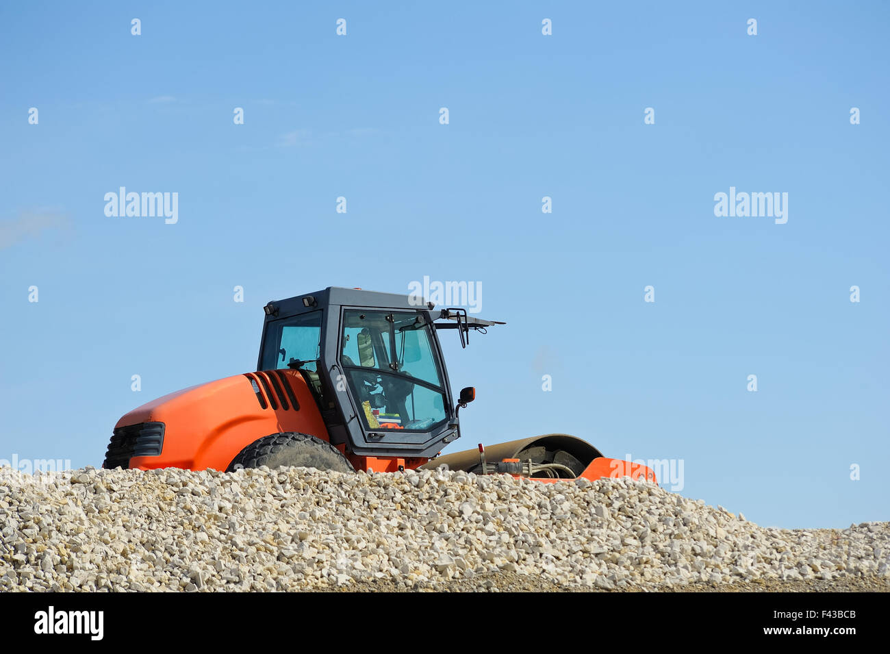 Reifen Roller auf Baustelle Stockfoto