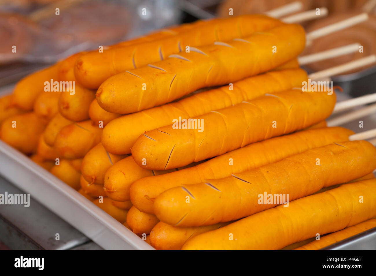 Japanische Wurst Hotdog orange Stockfoto