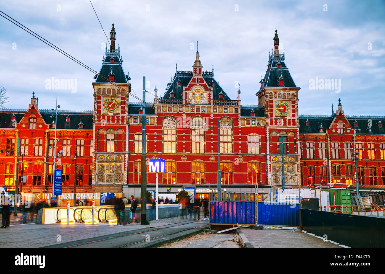 Bahnhof Amsterdam Centraal Stockfotos und bilder Kaufen Alamy