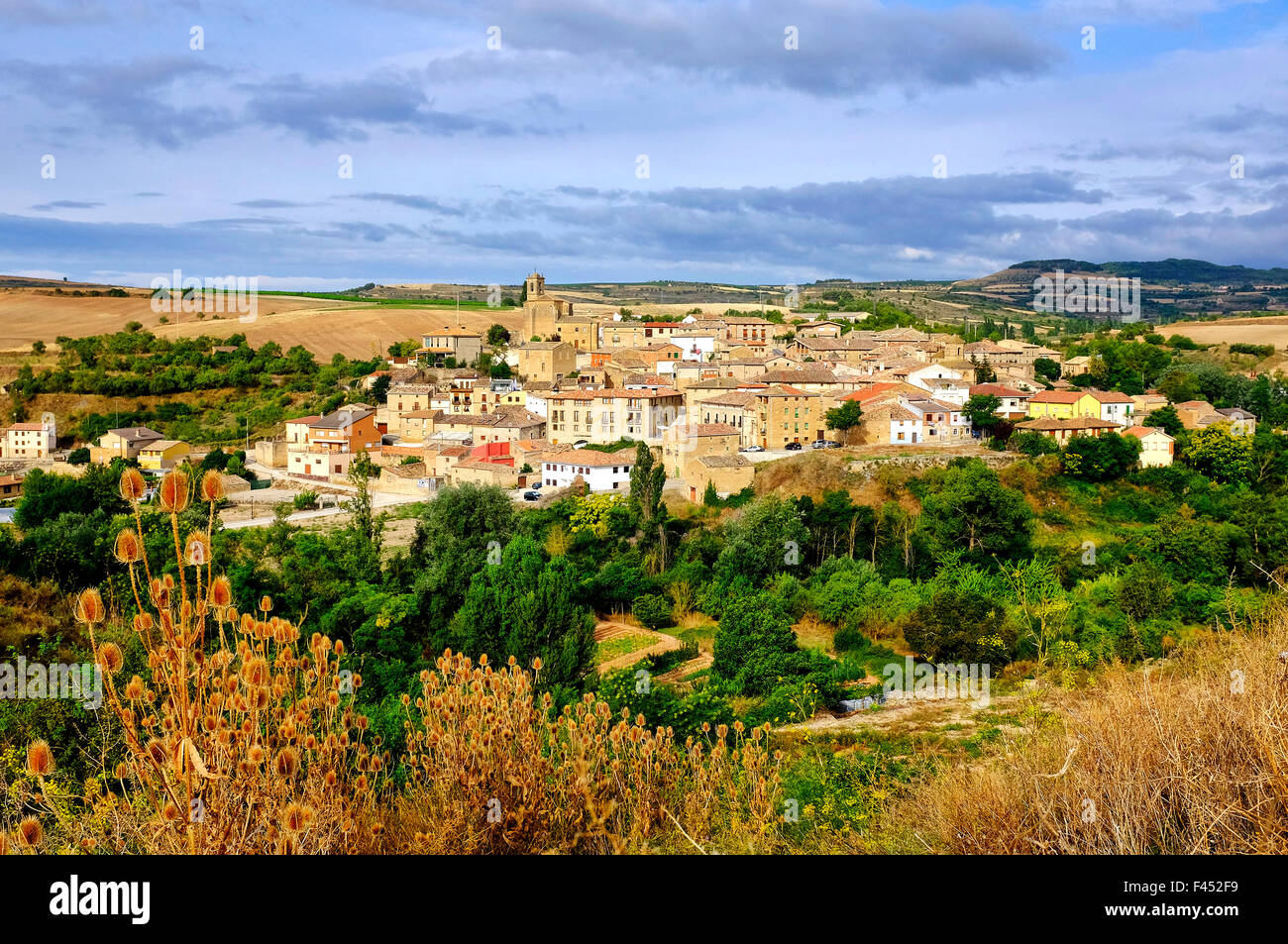 Anzeigen von Torres del Rio, Navarra, Spanien Stockfoto