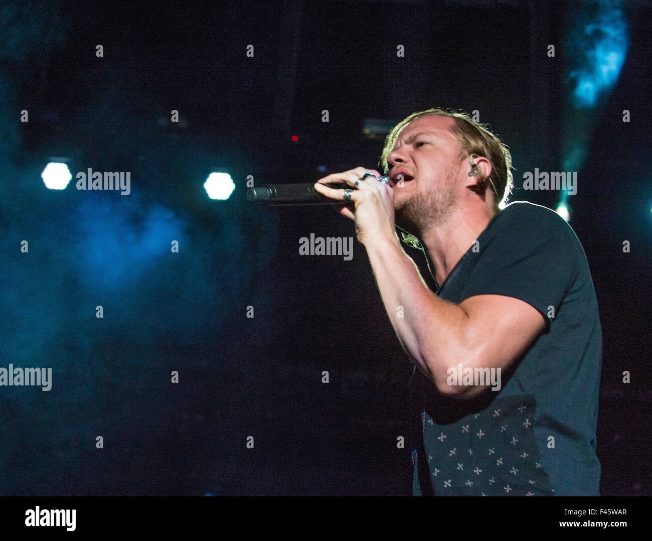 Dan Reynolds von Imagine Dragons führt auf der Bühne an der er 2015 Leben ist schön Musik-Festival in Las Vegas Stockfoto