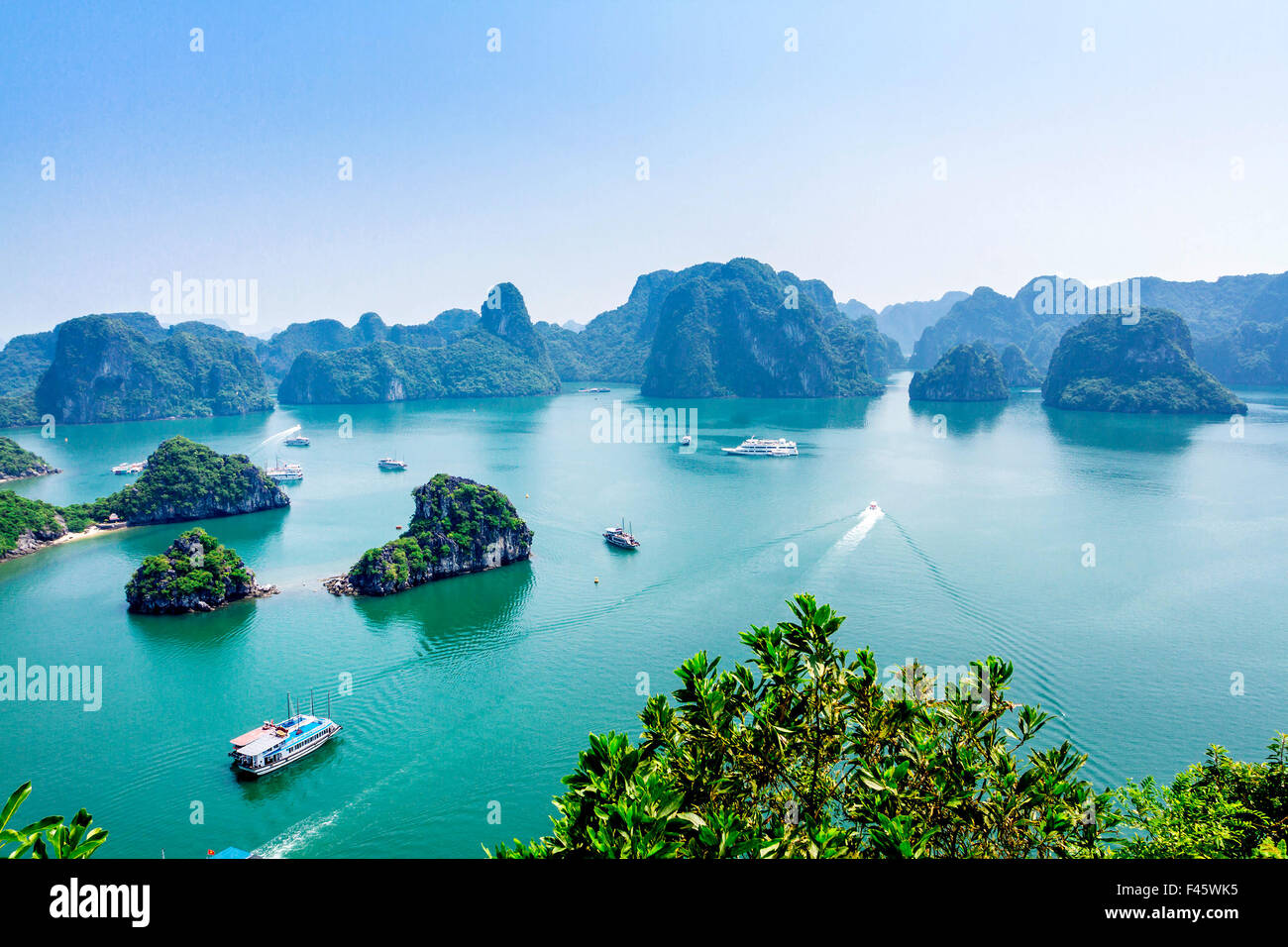 Halong Bucht, Vietnam Stockfoto