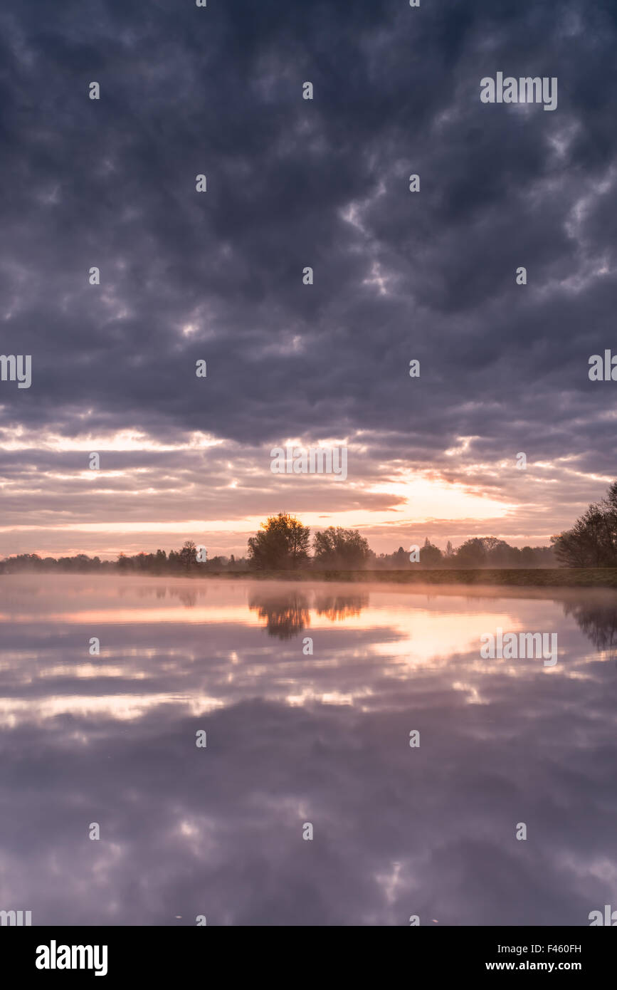 Morgen bin Hunte Fluss Stockfoto