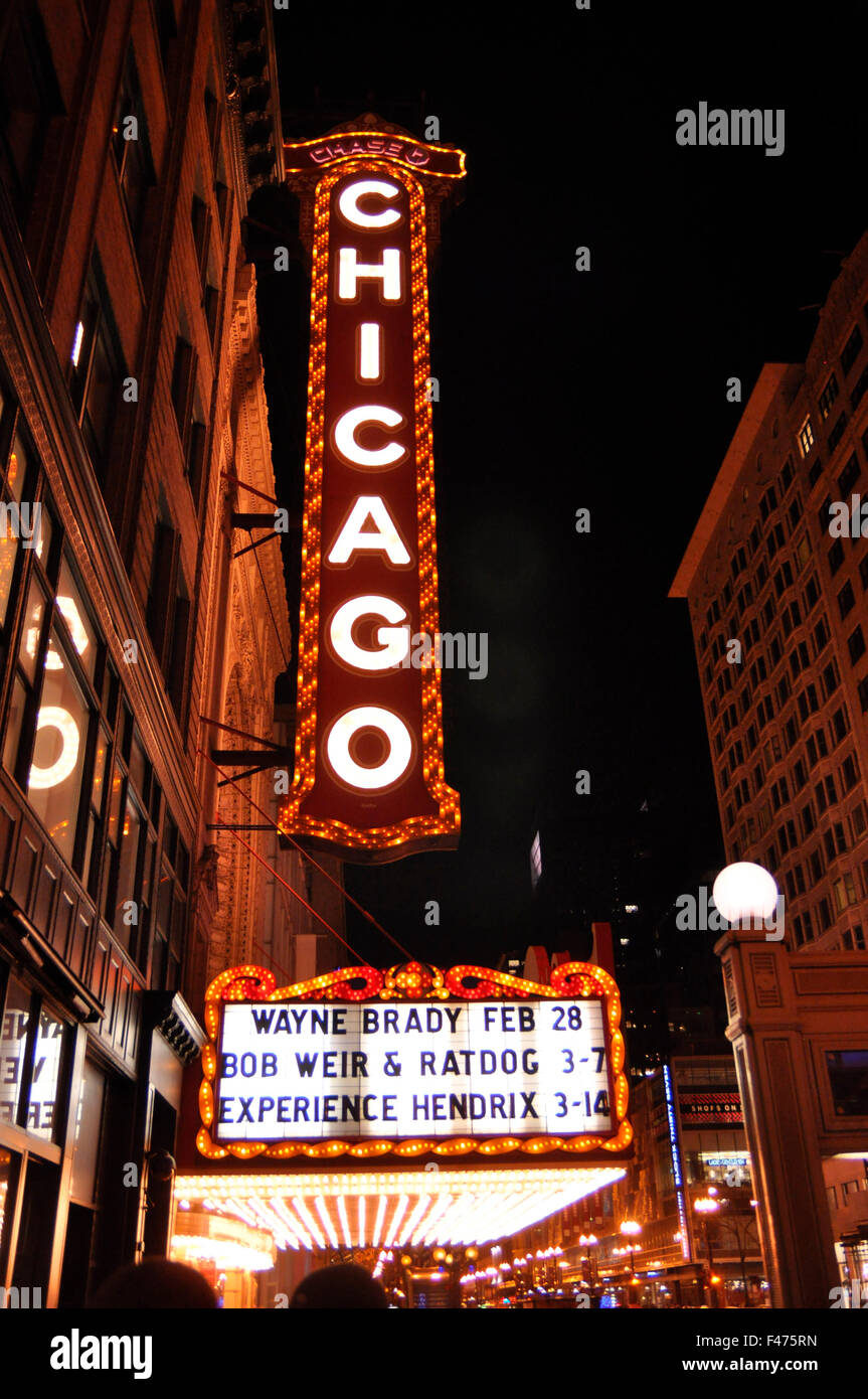 Chicago Theater Fassade und Leuchtreklame, Chicago, Illinois, Vereinigte Staaten von Amerika Stockfoto