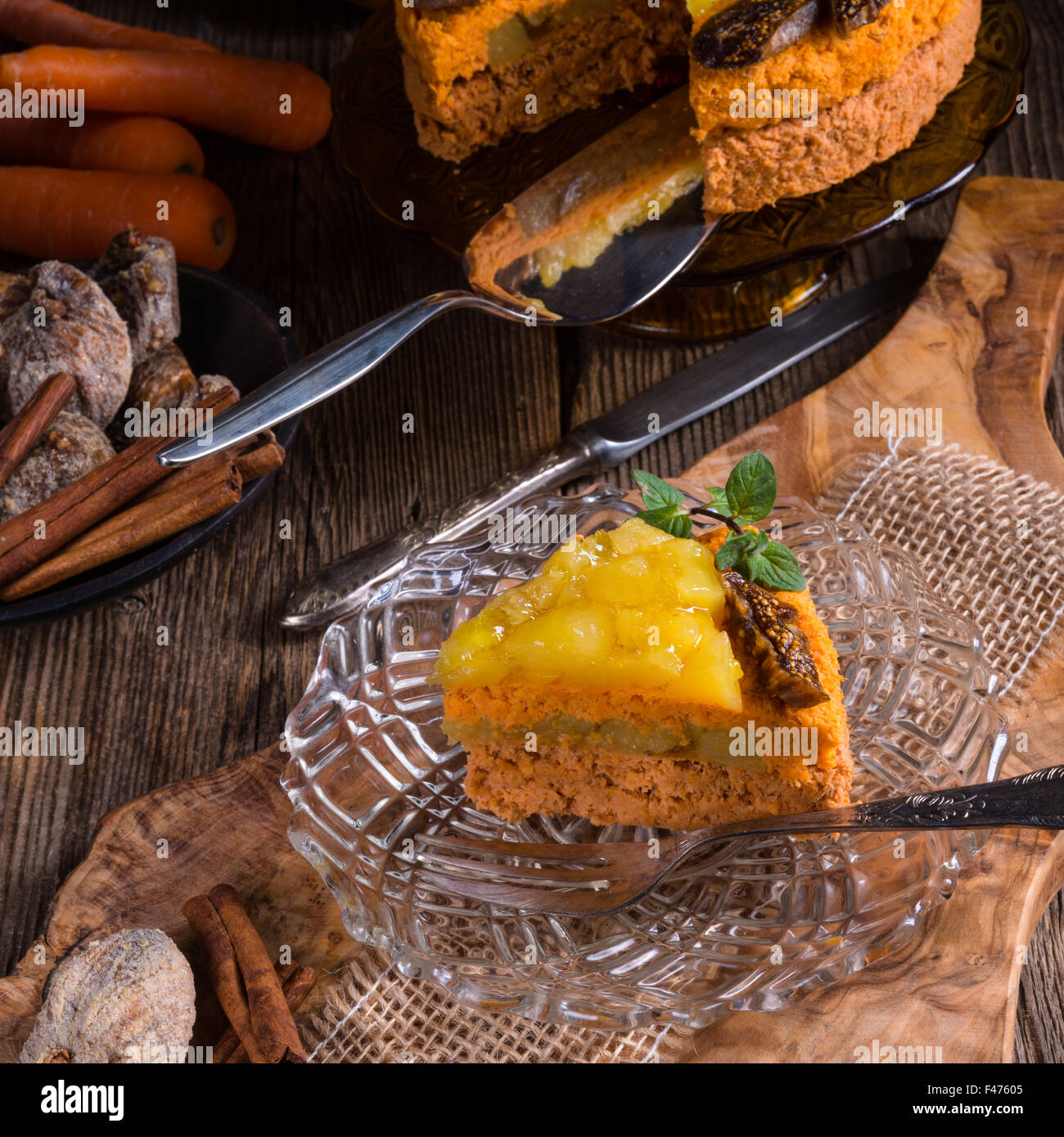 Glutenfrei Vegan Karottenkuchen Stockfoto