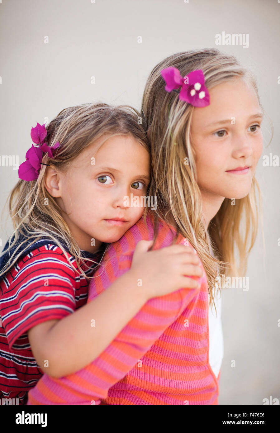 Zwei Schwestern, Griechenland. Stockfoto