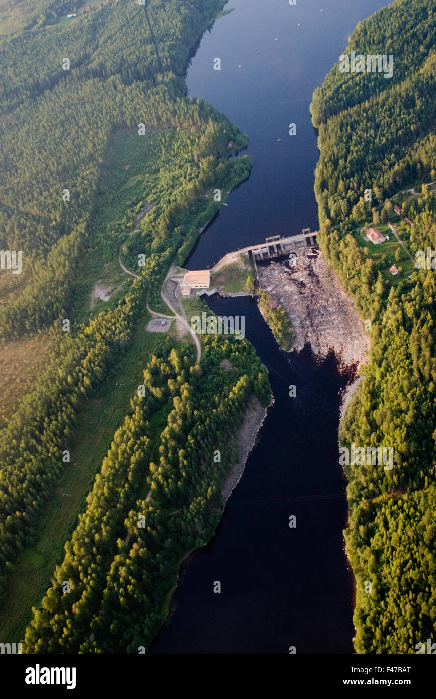 Kraftwerk in einem Fluss, Schweden. Stockfoto