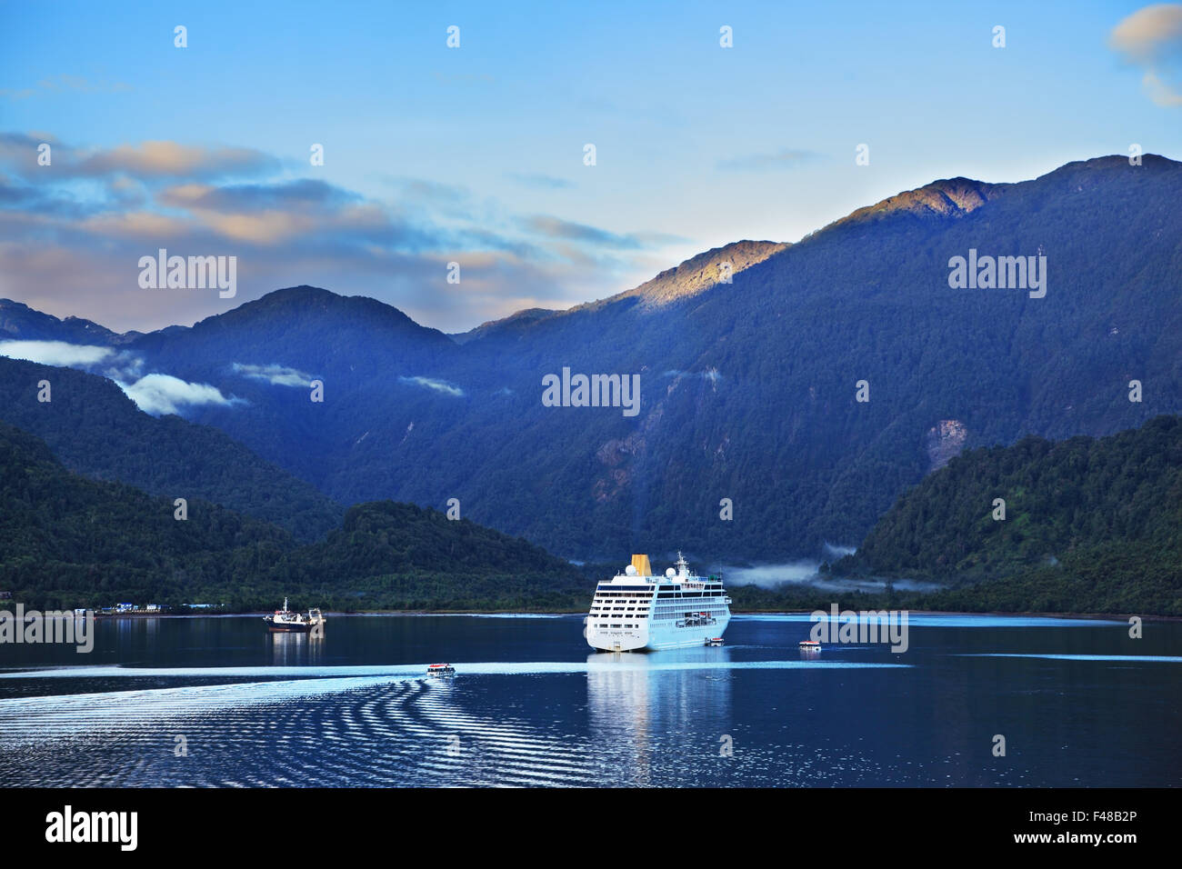 Am frühen Morgen im chilenischen fjord Stockfoto